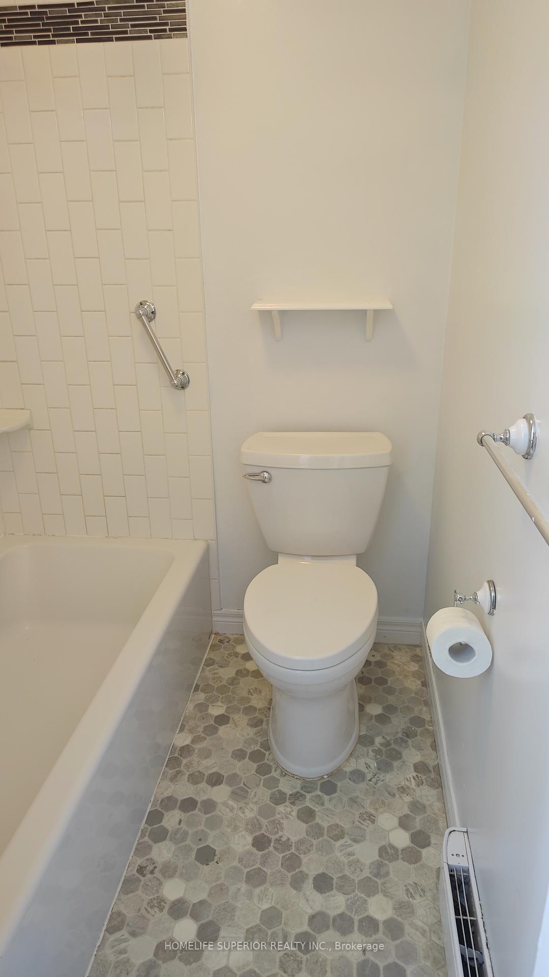 Photo 12 of Unit Upper, 292 Brighton Court, Oshawa, Eastdale — HOMEH