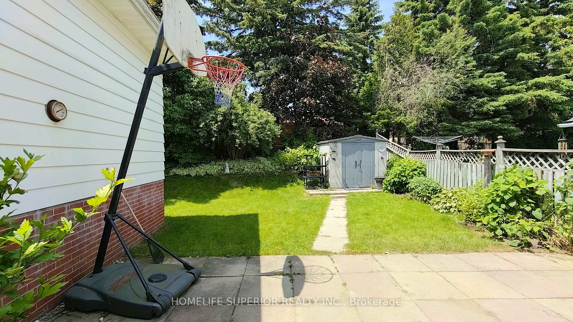 Photo 15 of Unit Upper, 292 Brighton Court, Oshawa, Eastdale — HOMEH