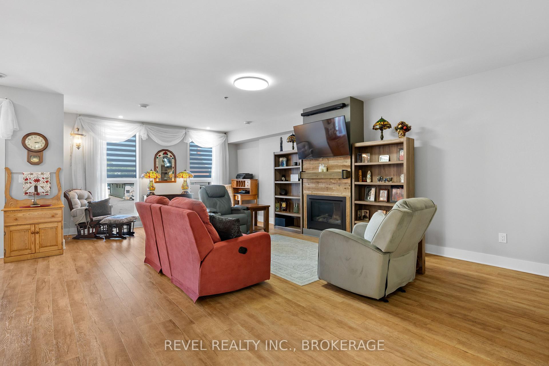 Photo 21 of Unit 14, 130 Water Street E, Gananoque, Gananoque — HOMEH