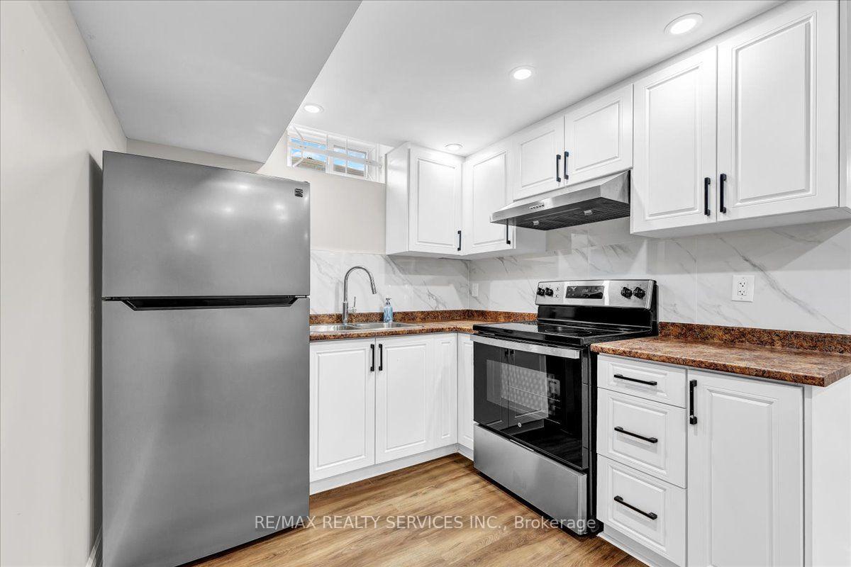 Photo 33 of 7 Duggan Drive, Brampton, Fletcher's West — HOMEH