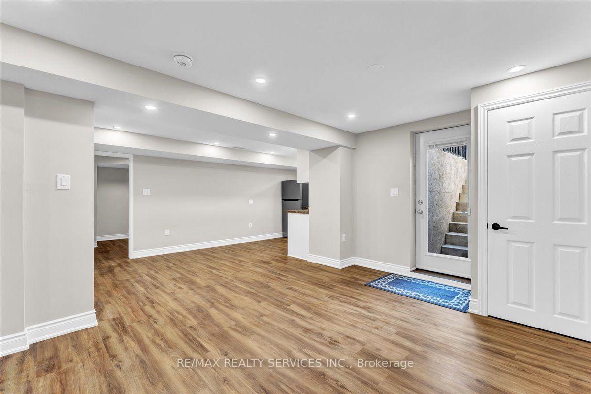 Photo 34 of 7 Duggan Drive, Brampton, Fletcher's West — HOMEH