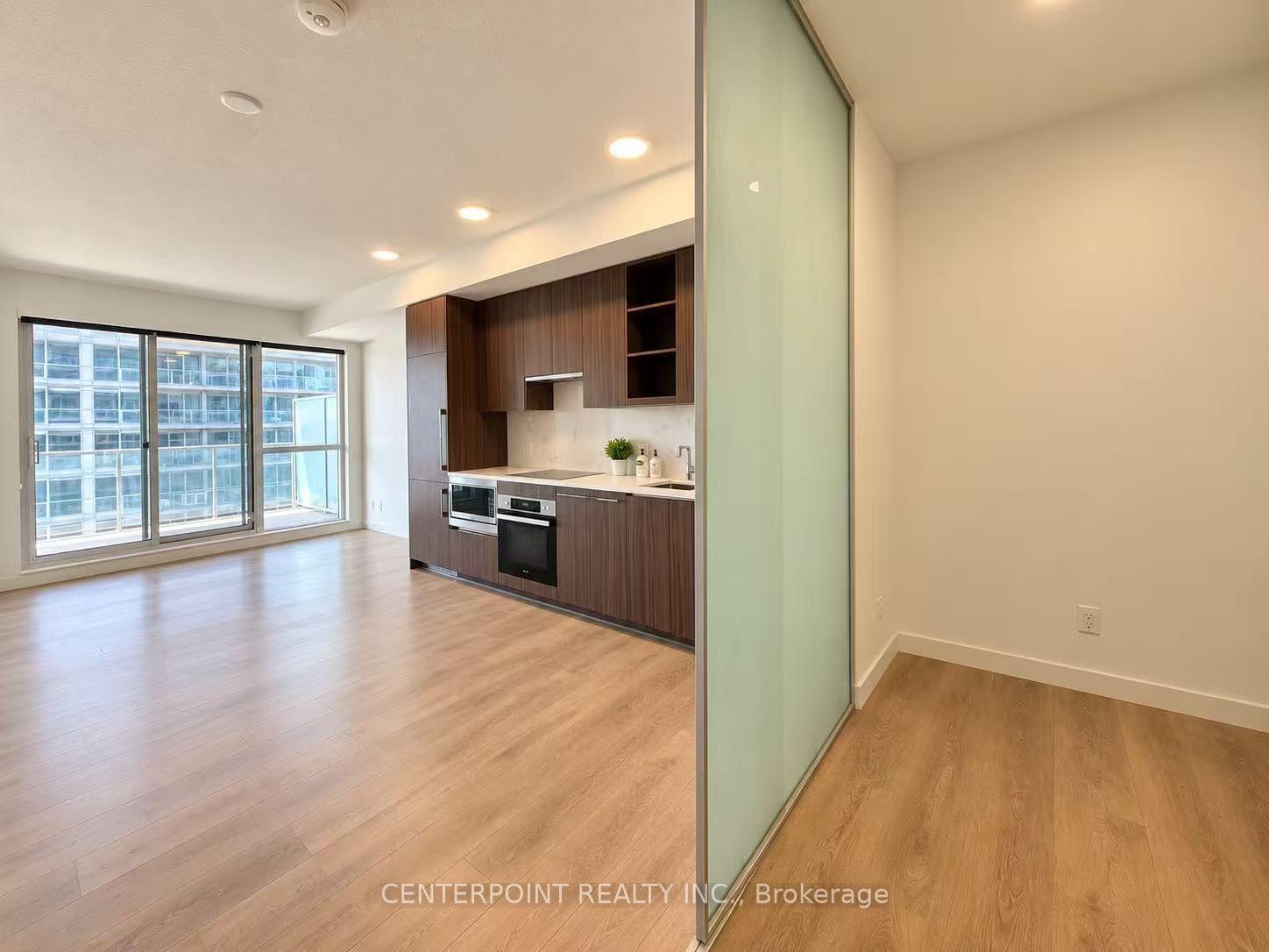 Photo 5 of Unit 2007, 27 Mcmahon Drive, North York, Bayview Village — HOMEH