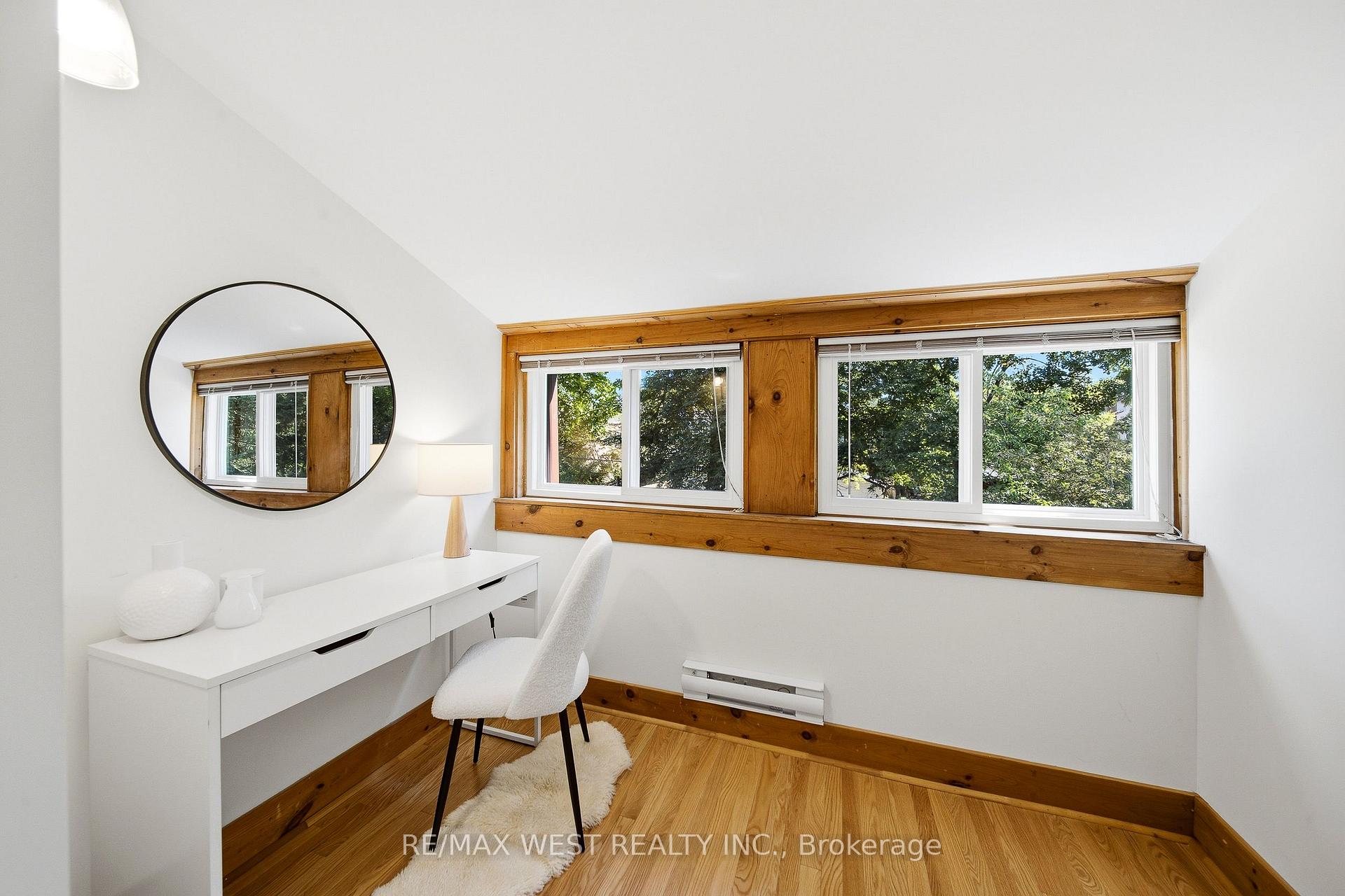 Photo 17 of 189 Pacific Avenue, Toronto, High Park North — HOMEH