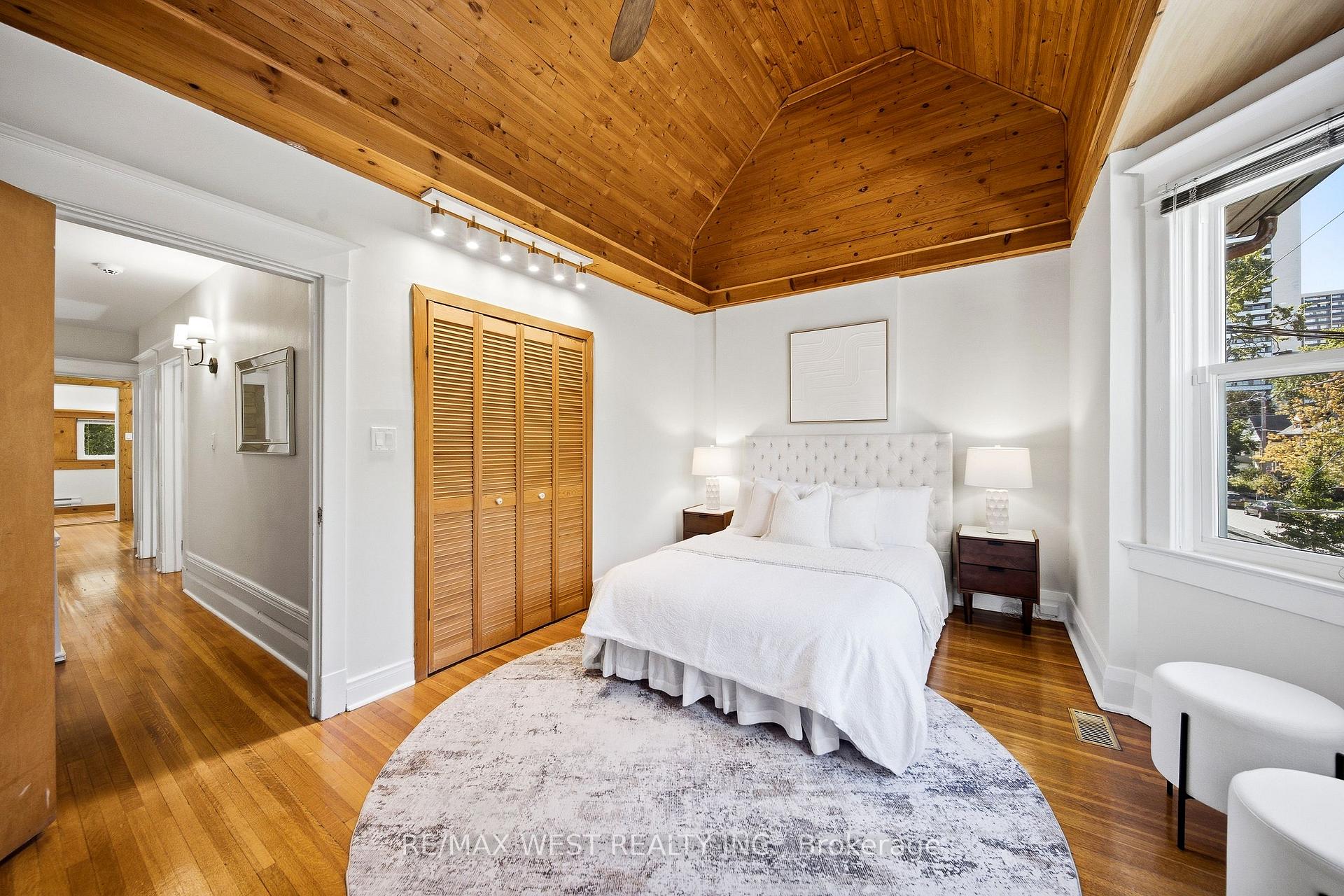 Photo 21 of 189 Pacific Avenue, Toronto, High Park North — HOMEH