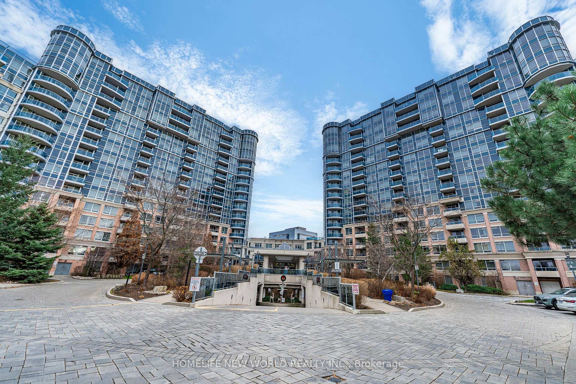 Photo 1 of Unit Ph63, 23 Cox Boulevard, Markham, Unionville — HOMEH