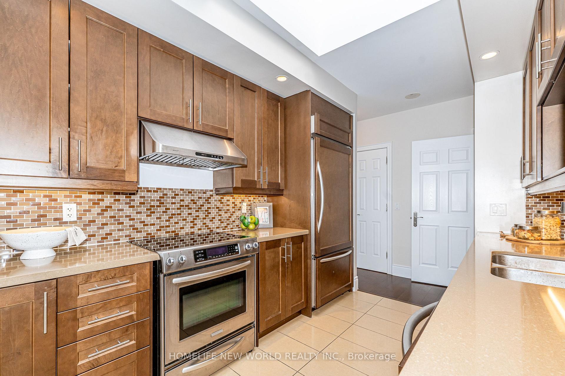 Photo 8 of Unit Ph63, 23 Cox Boulevard, Markham, Unionville — HOMEH