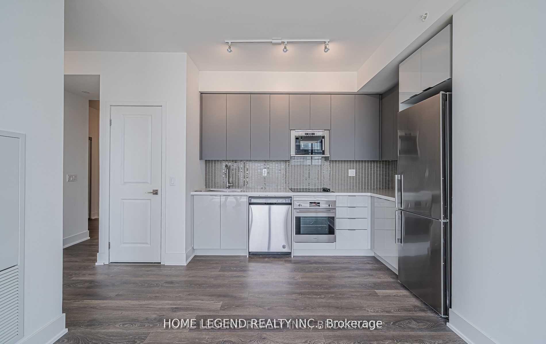 Photo 4 of Unit 1802, 2916 Highway 7 Road W, Vaughan, Concord — HOMEH