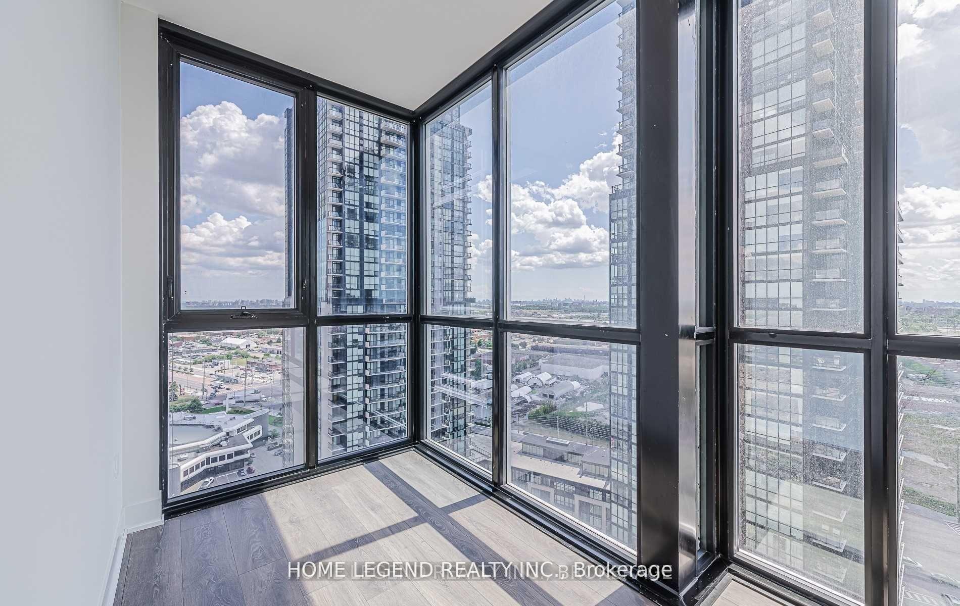 Photo 6 of Unit 1802, 2916 Highway 7 Road W, Vaughan, Concord — HOMEH