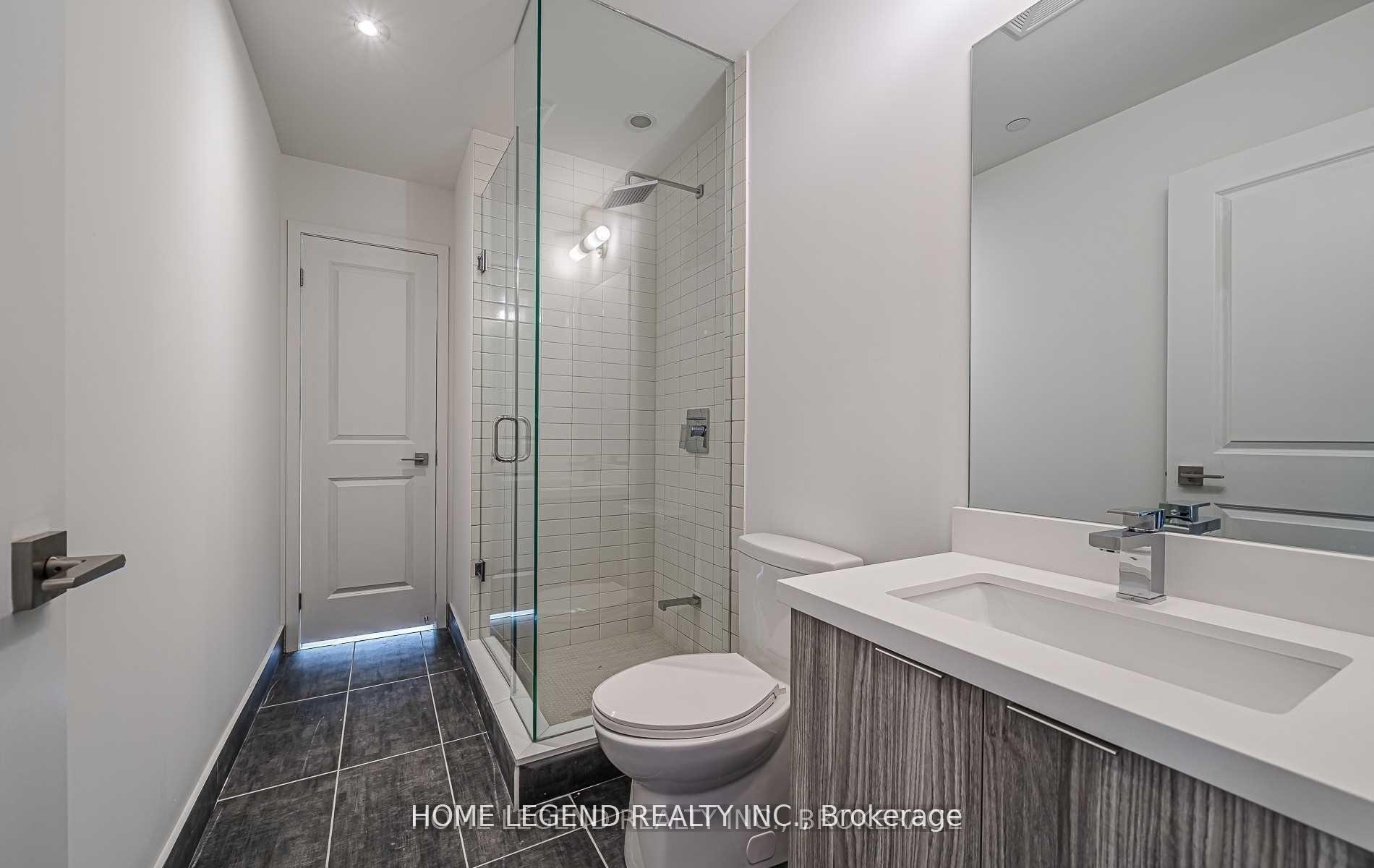 Photo 11 of Unit 1802, 2916 Highway 7 Road W, Vaughan, Concord — HOMEH