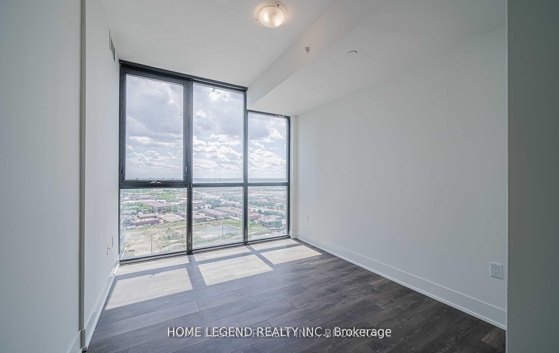 Photo 12 of Unit 1802, 2916 Highway 7 Road W, Vaughan, Concord — HOMEH