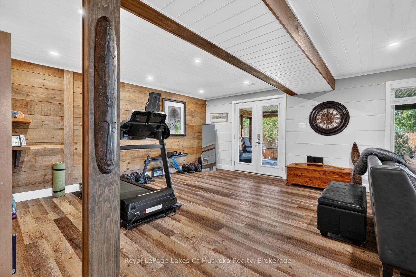 Photo 23 of 11 Braeside Crescent, Huntsville, Chaffey — HOMEH