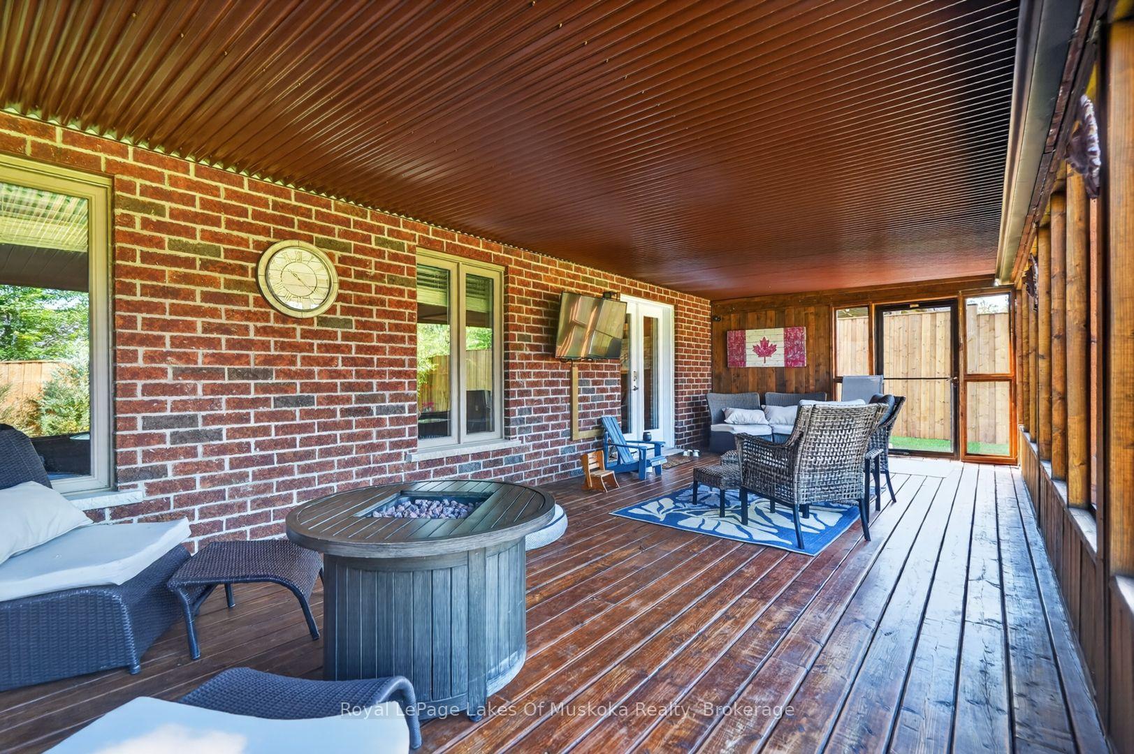 Photo 37 of 11 Braeside Crescent, Huntsville, Chaffey — HOMEH