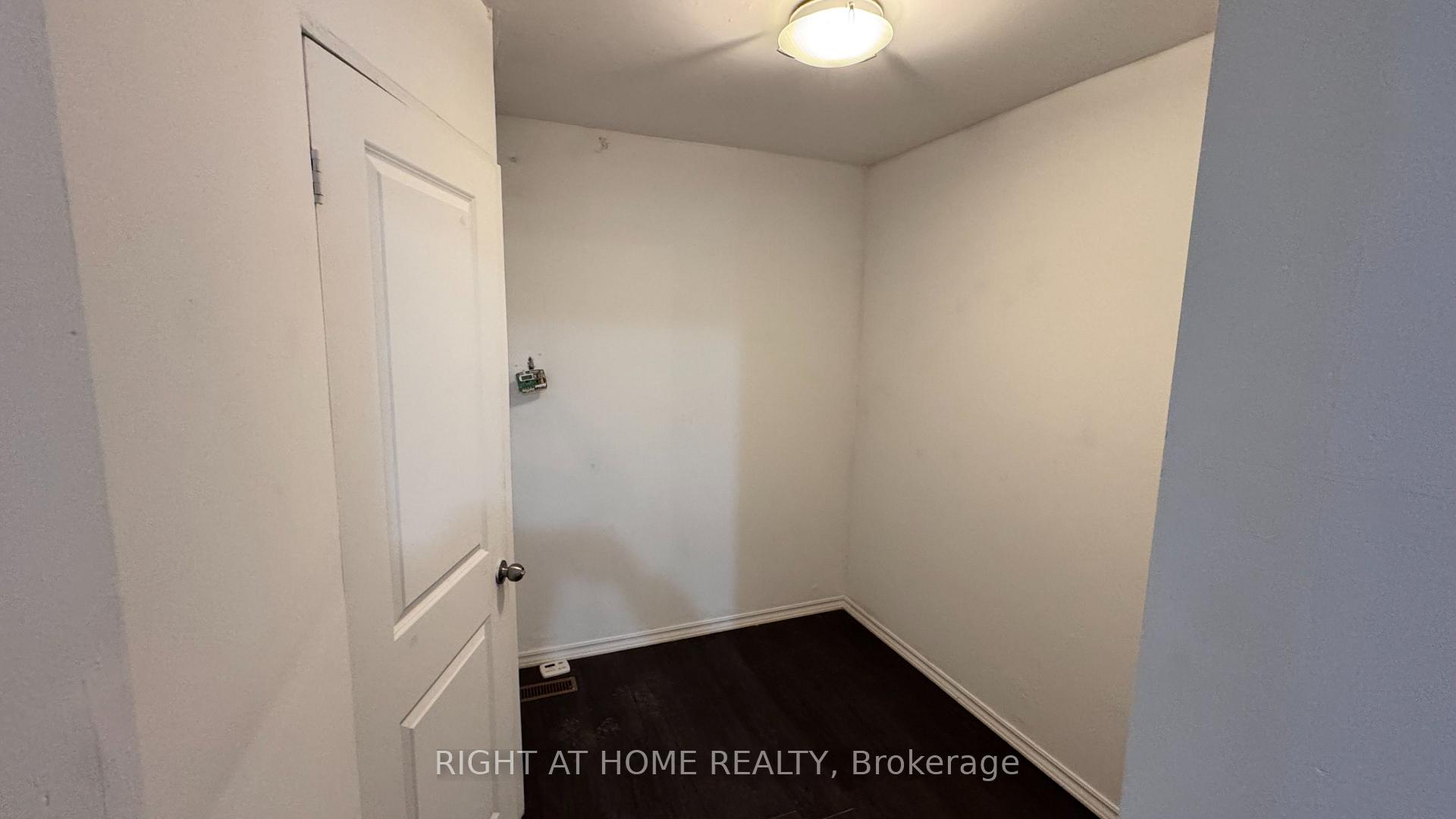 Photo 16 of 104 Danforth Road, Scarborough, Oakridge — HOMEH
