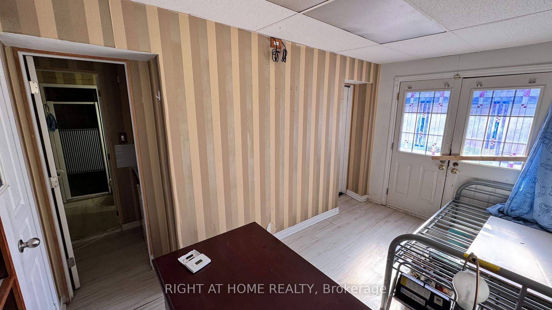 Photo 19 of 104 Danforth Road, Scarborough, Oakridge — HOMEH