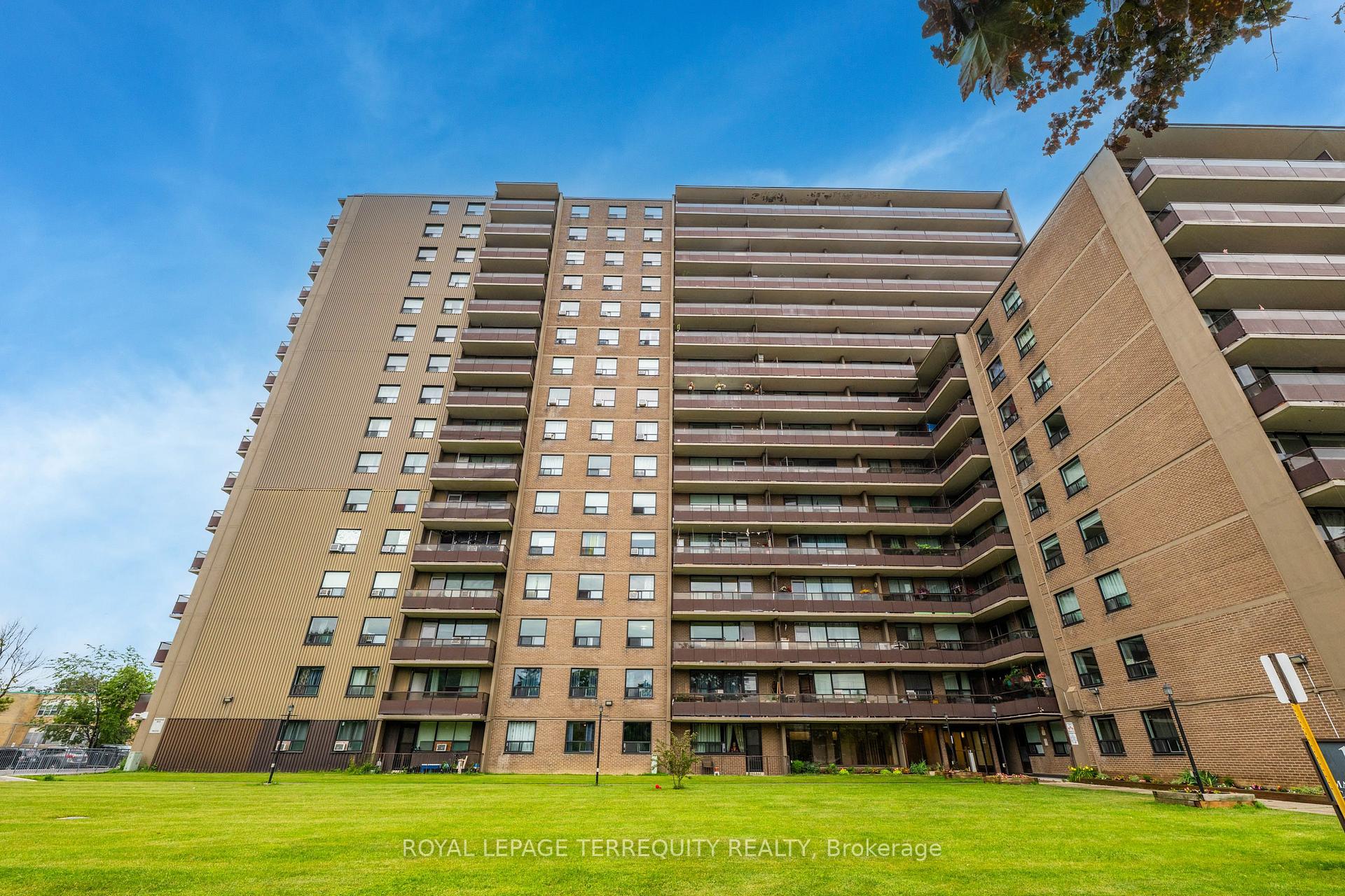 Photo of Unit 816, 180 Markham Road