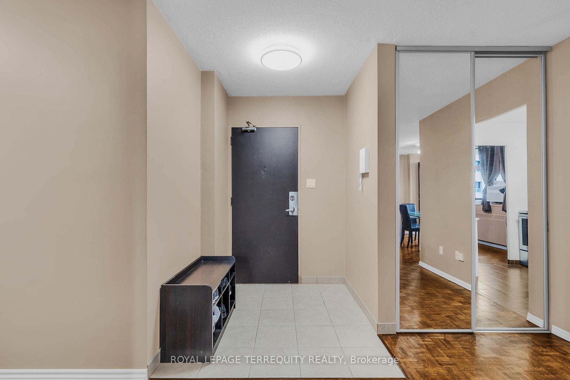 Photo 5 of Unit 816, 180 Markham Road, Scarborough, Scarborough Village — HOMEH