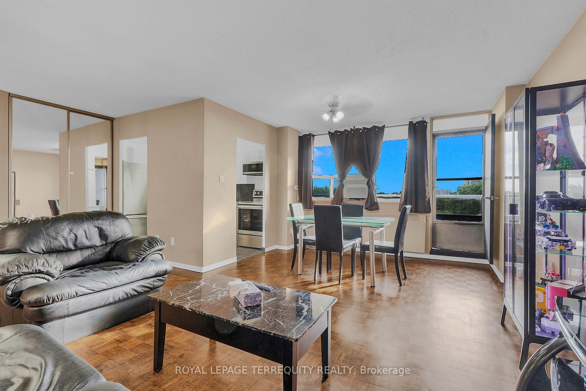 Photo 12 of Unit 816, 180 Markham Road, Scarborough, Scarborough Village — HOMEH