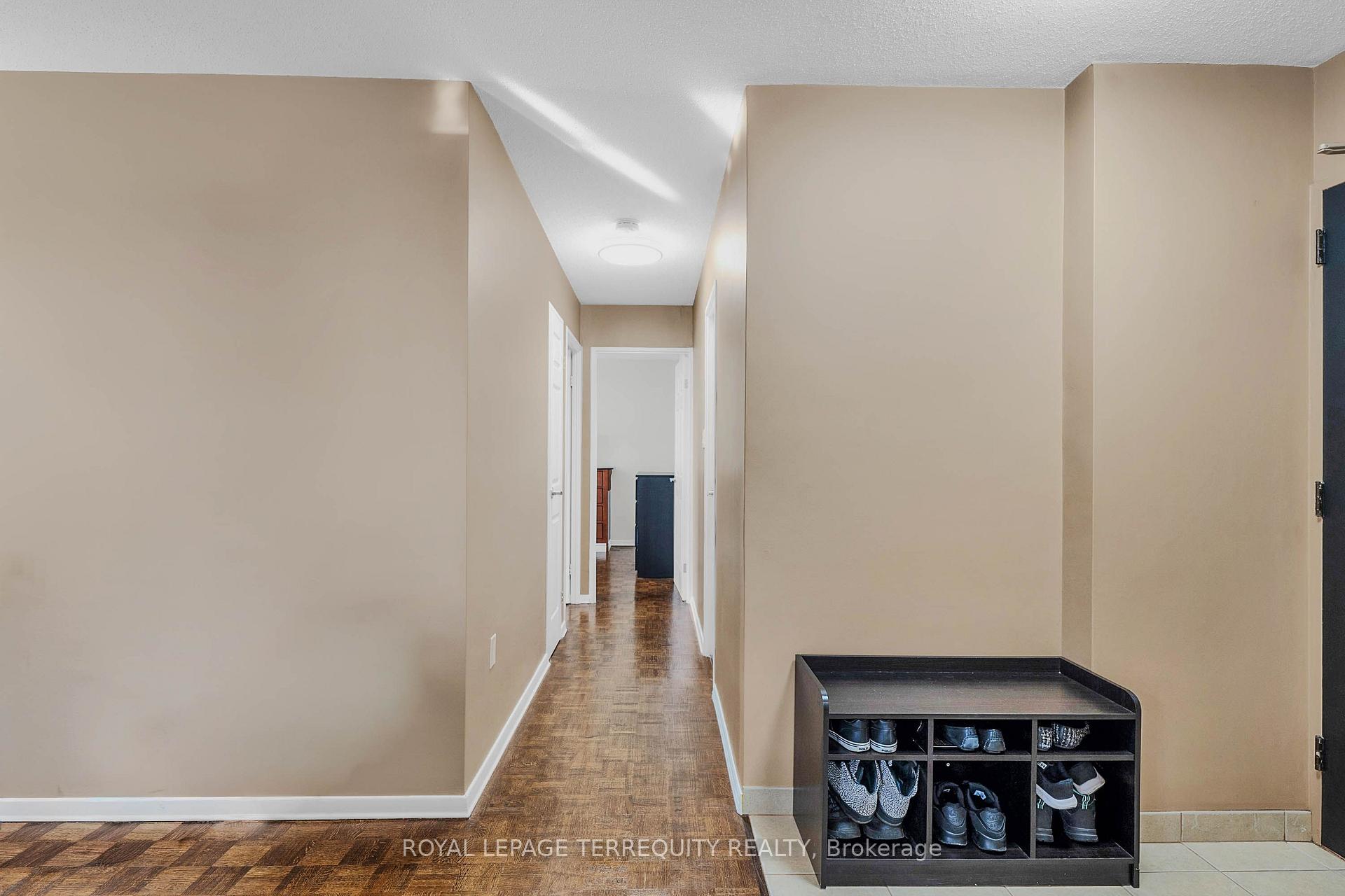 Photo 16 of Unit 816, 180 Markham Road, Scarborough, Scarborough Village — HOMEH