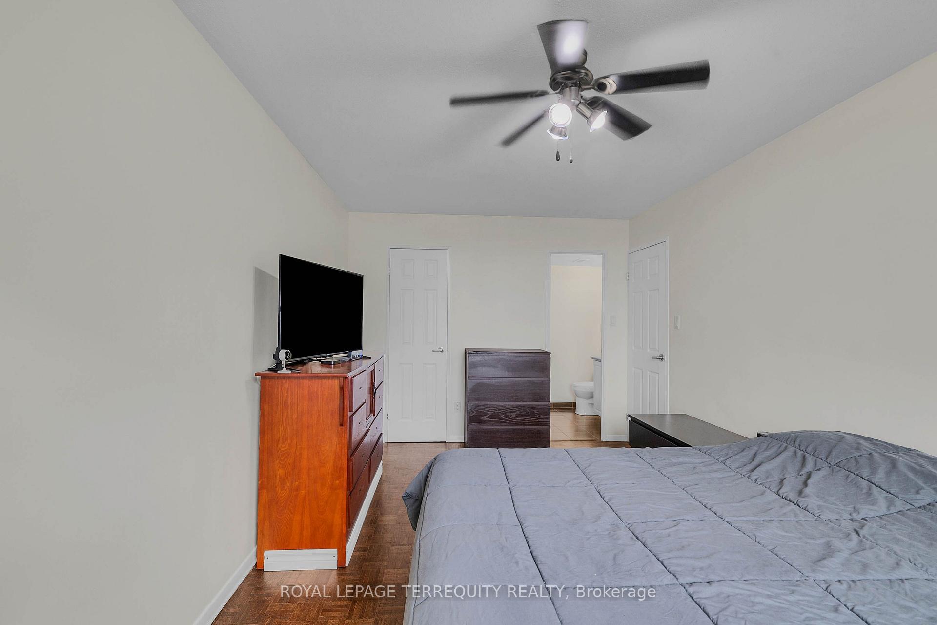 Photo 18 of Unit 816, 180 Markham Road, Scarborough, Scarborough Village — HOMEH