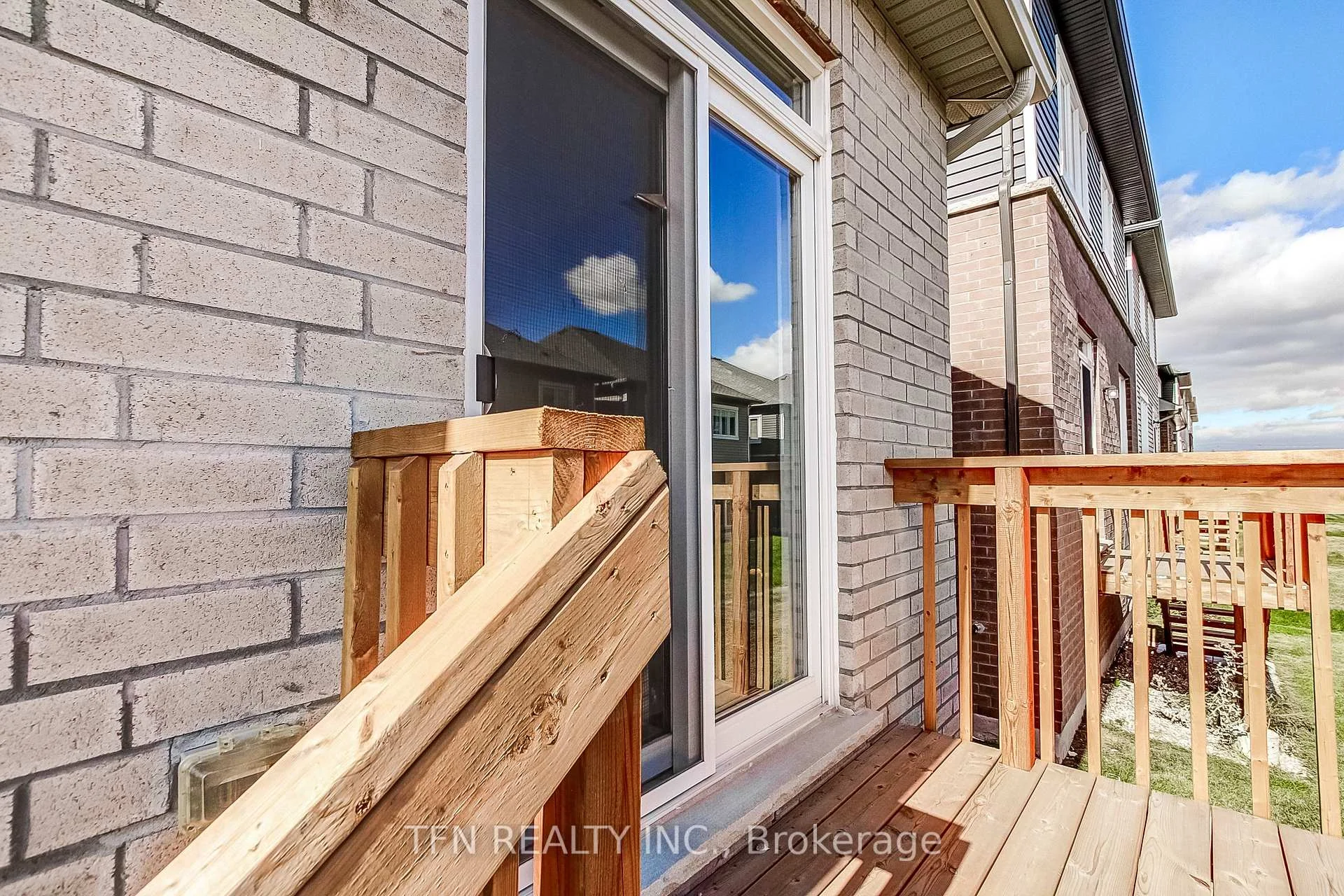 Photo 7 of 87 McGill Avenue, Erin — HOMEH