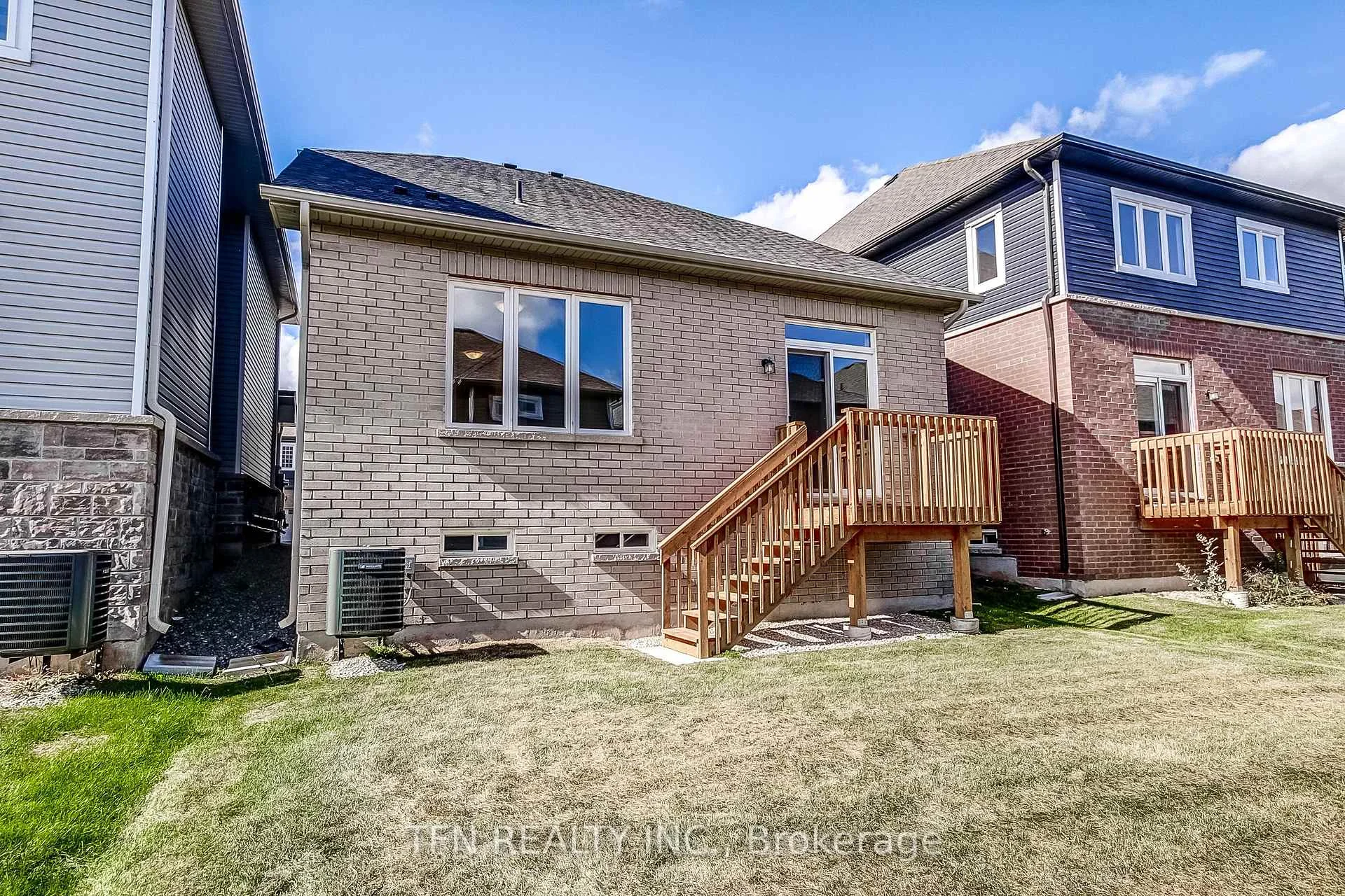 Photo 9 of 87 McGill Avenue, Erin — HOMEH