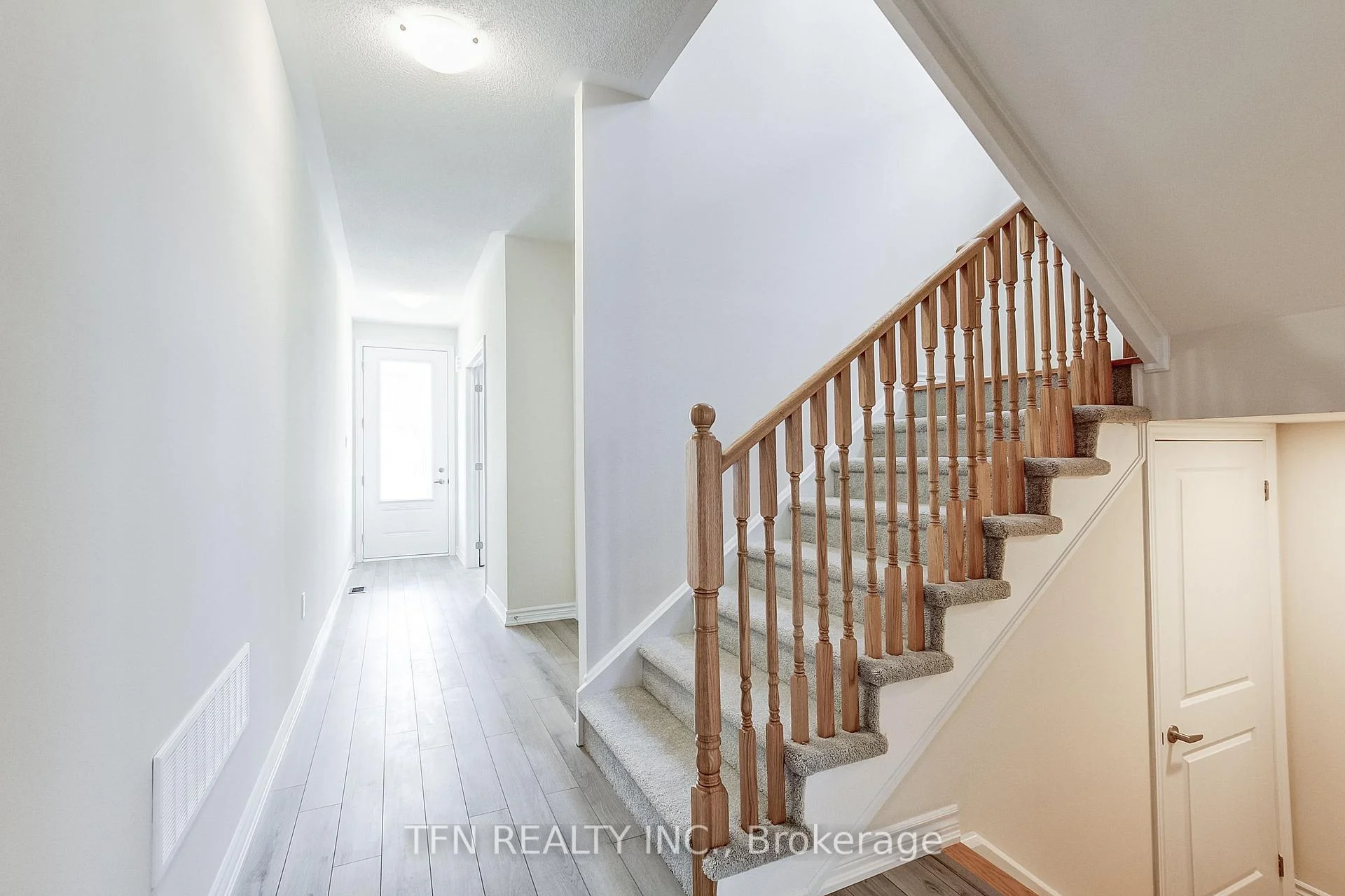Photo 19 of 87 McGill Avenue, Erin — HOMEH