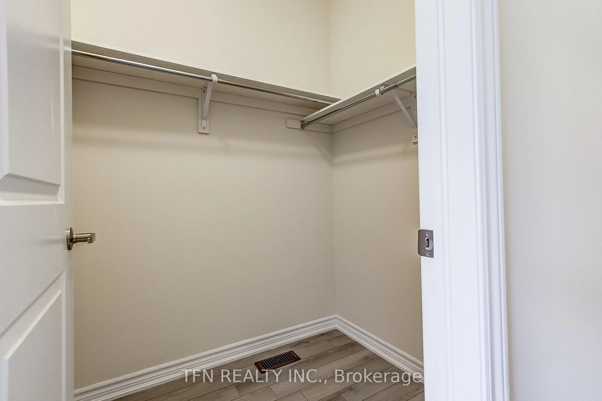 Photo 33 of 87 McGill Avenue, Erin — HOMEH