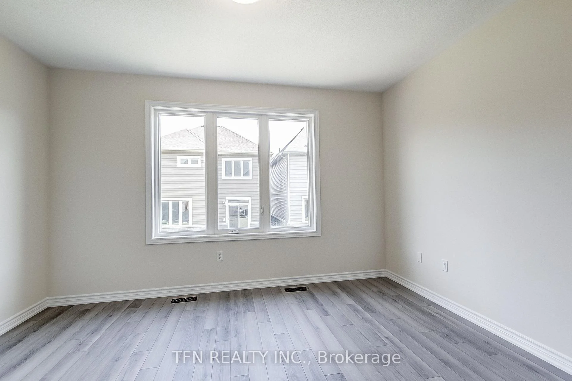 Photo 34 of 87 McGill Avenue, Erin — HOMEH