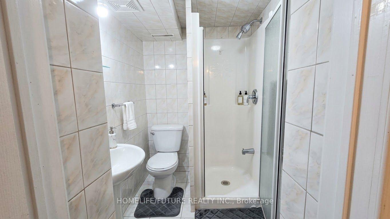 Photo 5 of Unit Bsmt, 15 Swallowtail Road, Scarborough, Malvern — HOMEH