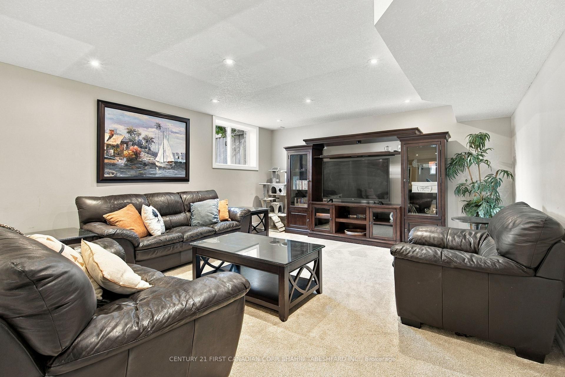 Photo 32 of 2264 Waterside Terrace, London, North R — HOMEH