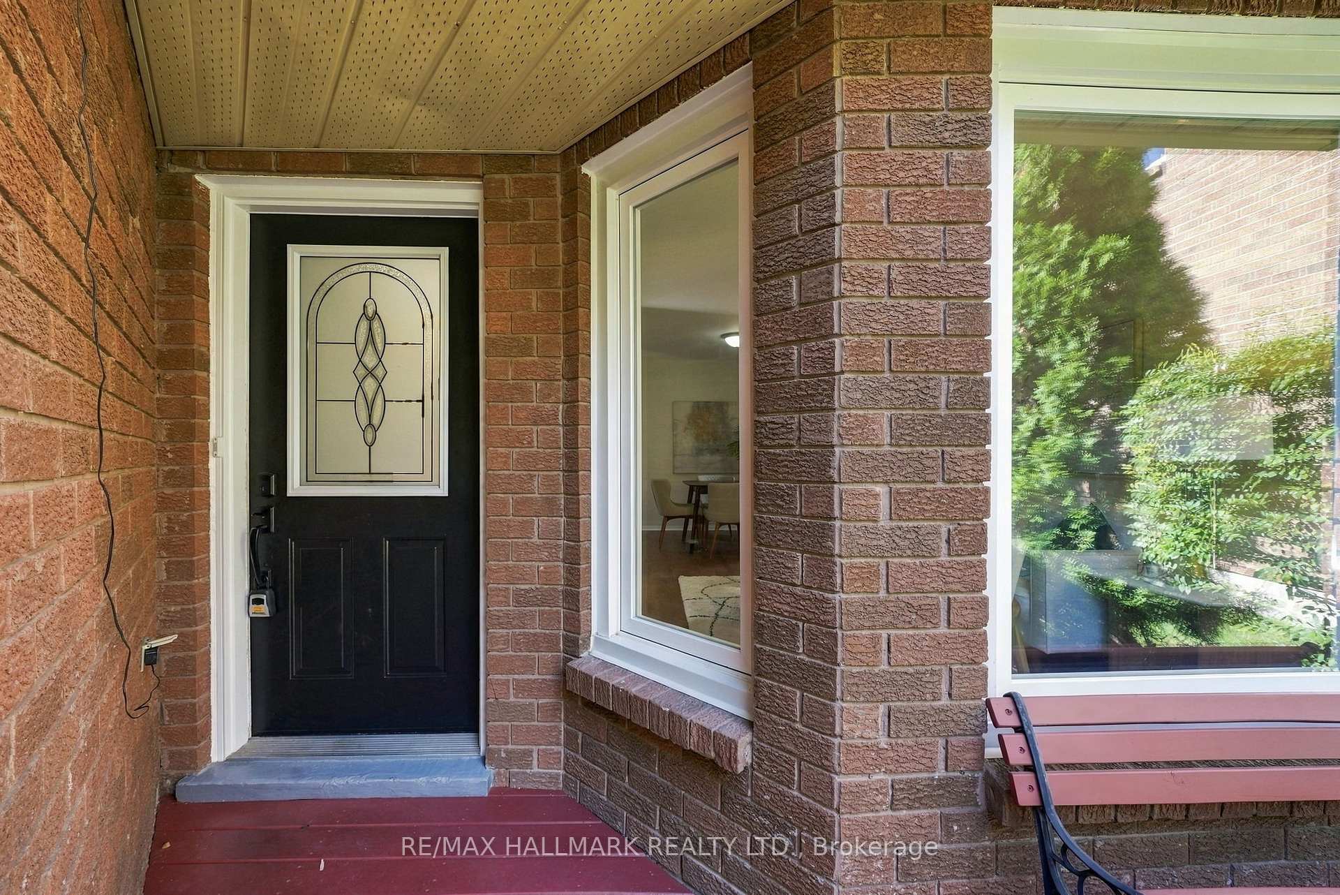 Photo 6 of 89 Crawford Rose Drive, Aurora, Aurora Heights — HOMEH