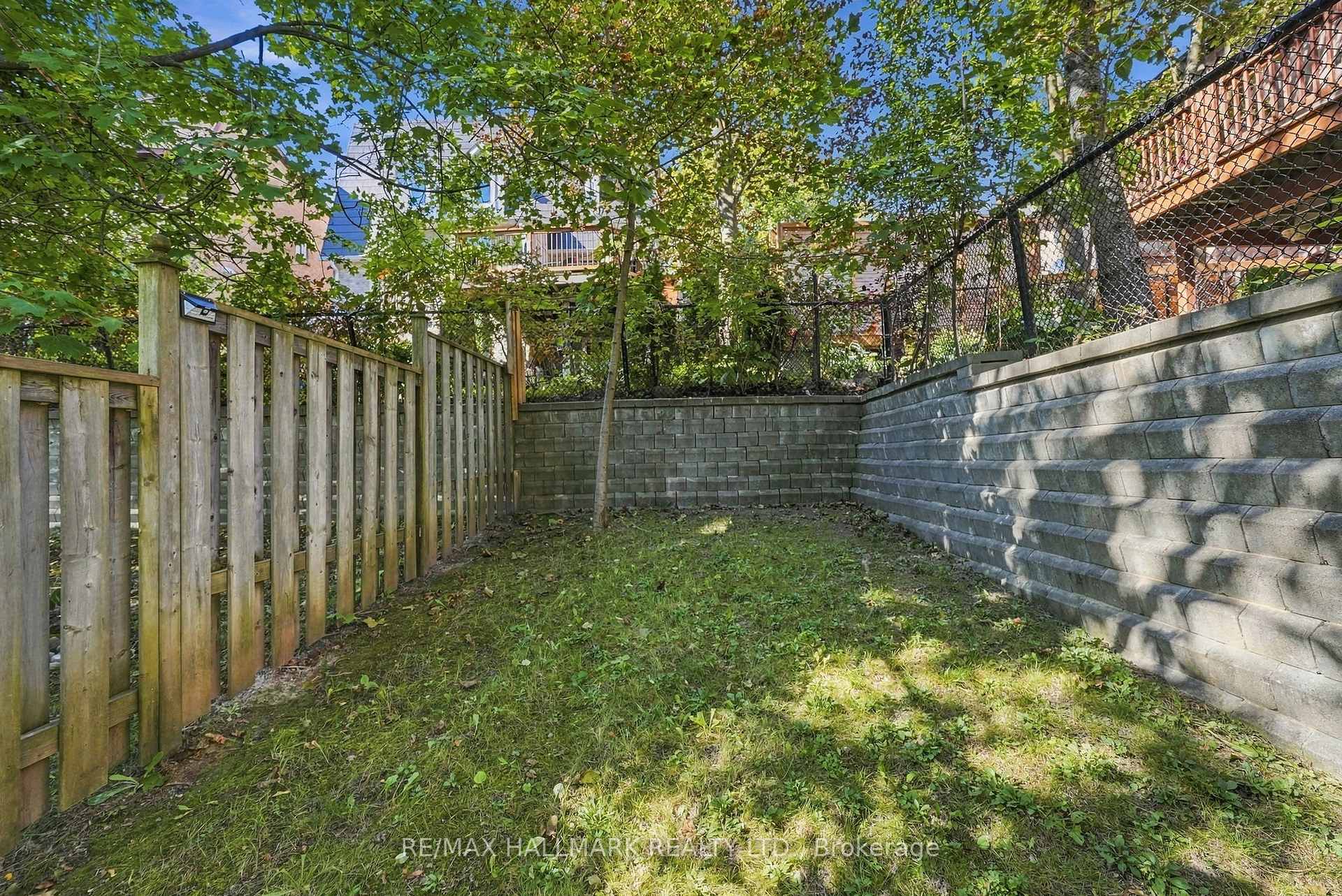 Photo 47 of 89 Crawford Rose Drive, Aurora, Aurora Heights — HOMEH