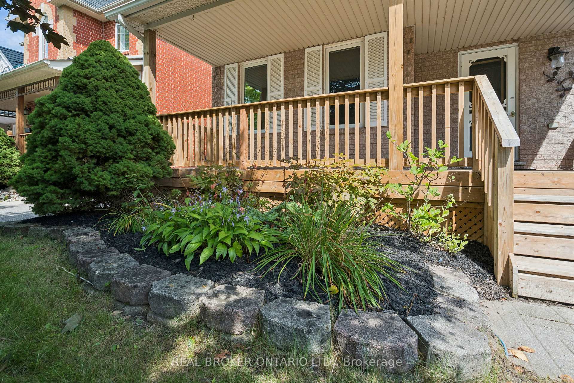 Photo 3 of 167 Academy Place, Guelph/Eramosa, Rockwood — HOMEH