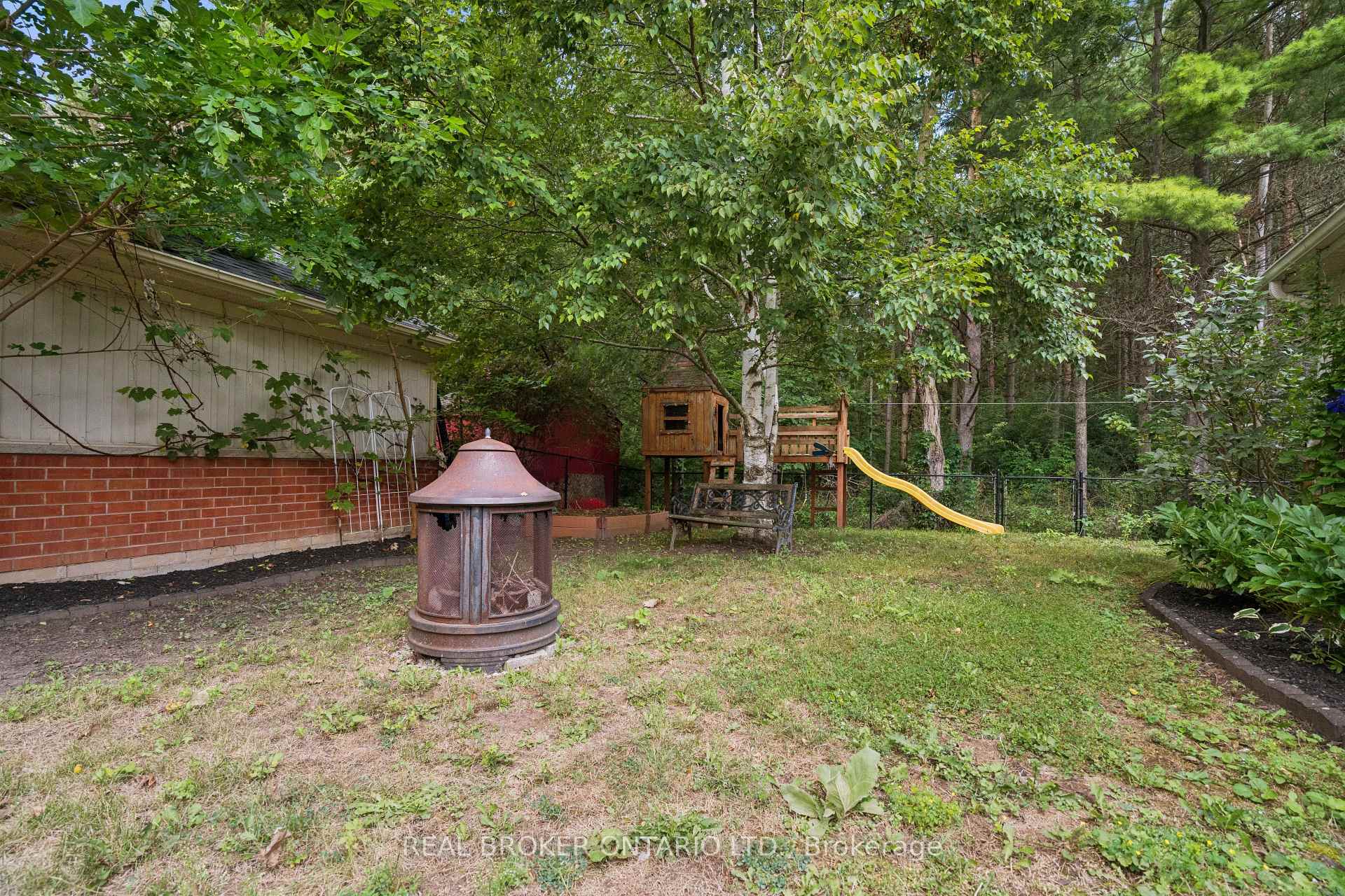 Photo 38 of 167 Academy Place, Guelph/Eramosa, Rockwood — HOMEH