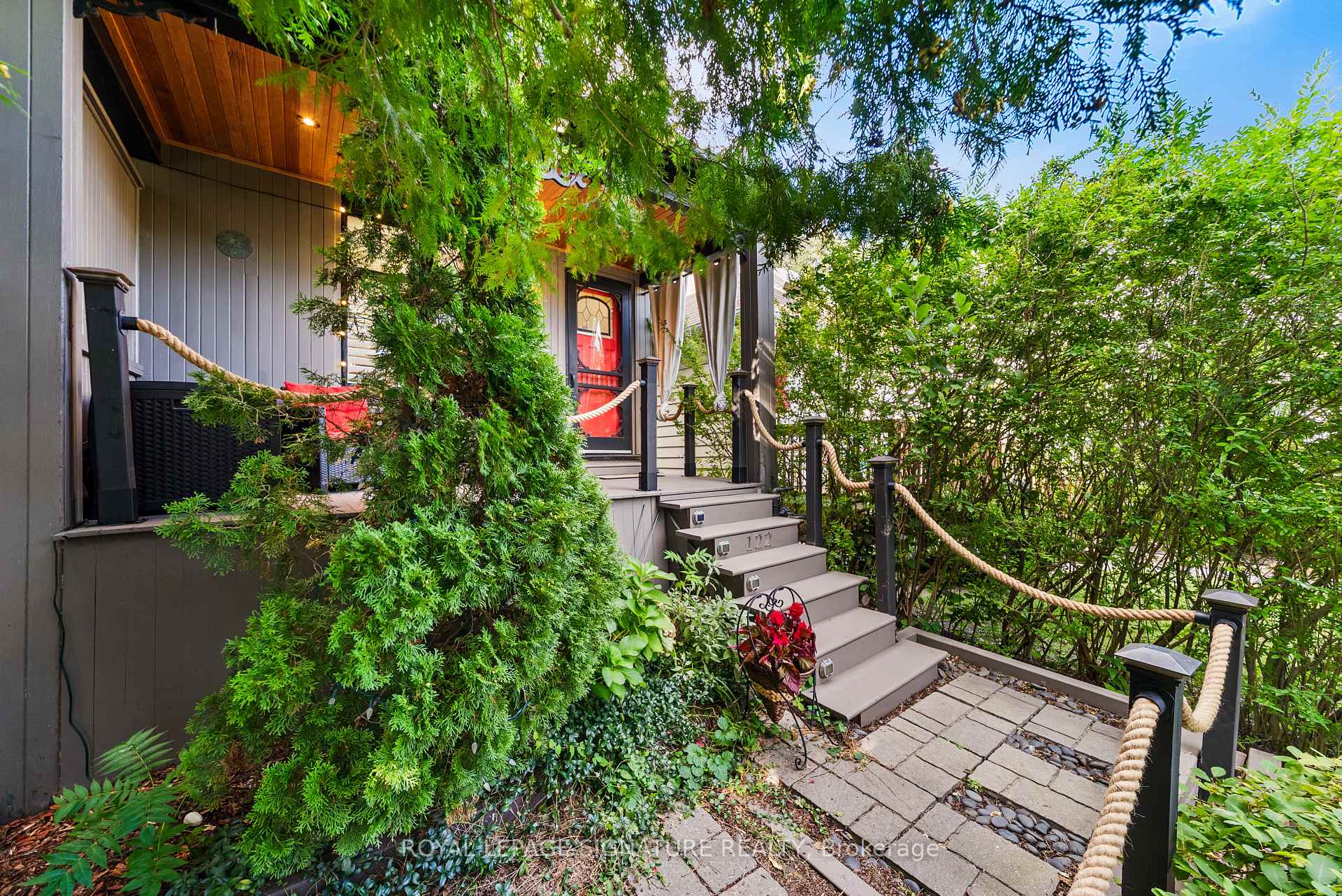 Photo 5 of 122 Duvernet Avenue, Toronto, East End-Danforth — HOMEH