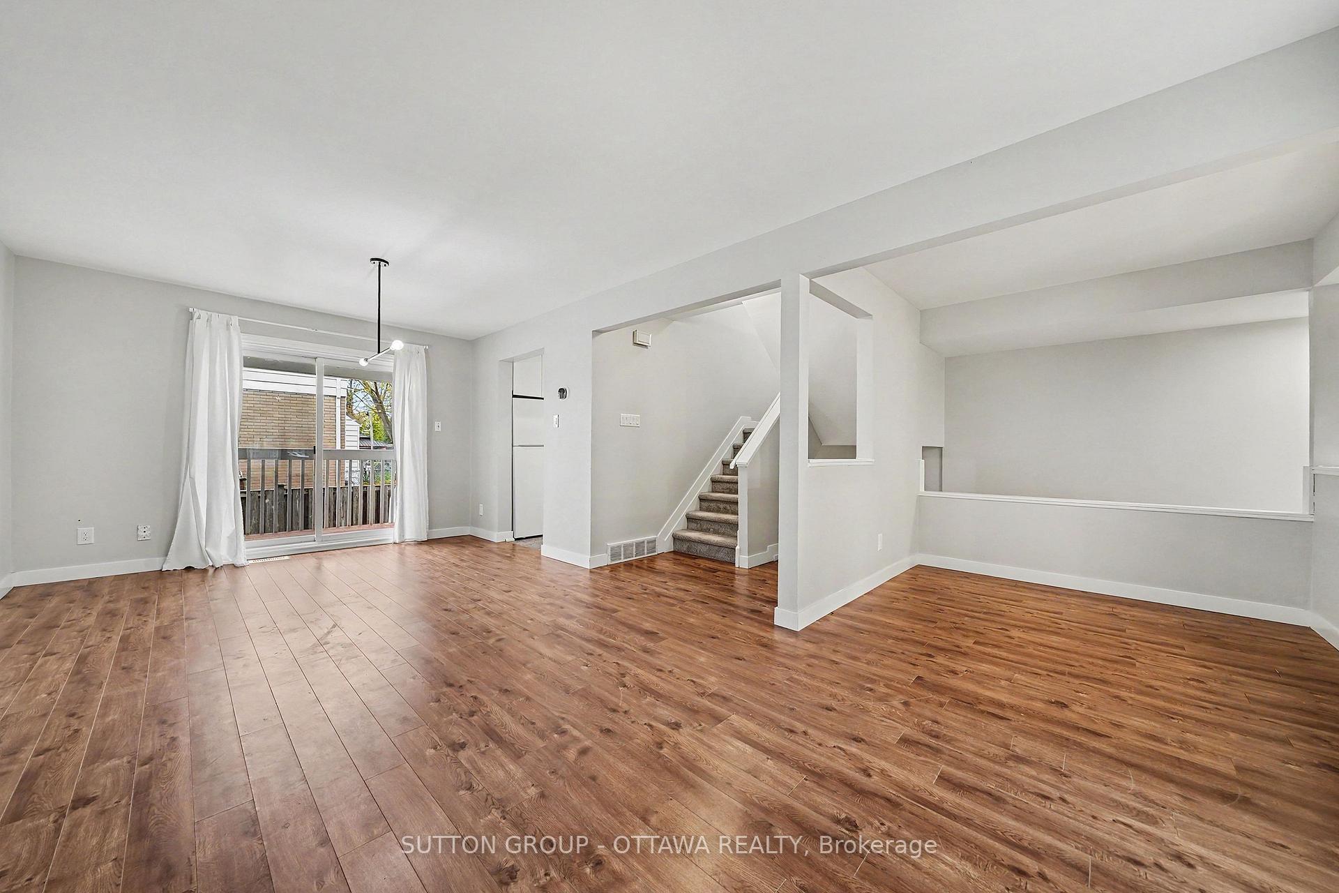Photo 6 of 73 Scrivens Street, Ottawa, Britannia — HOMEH
