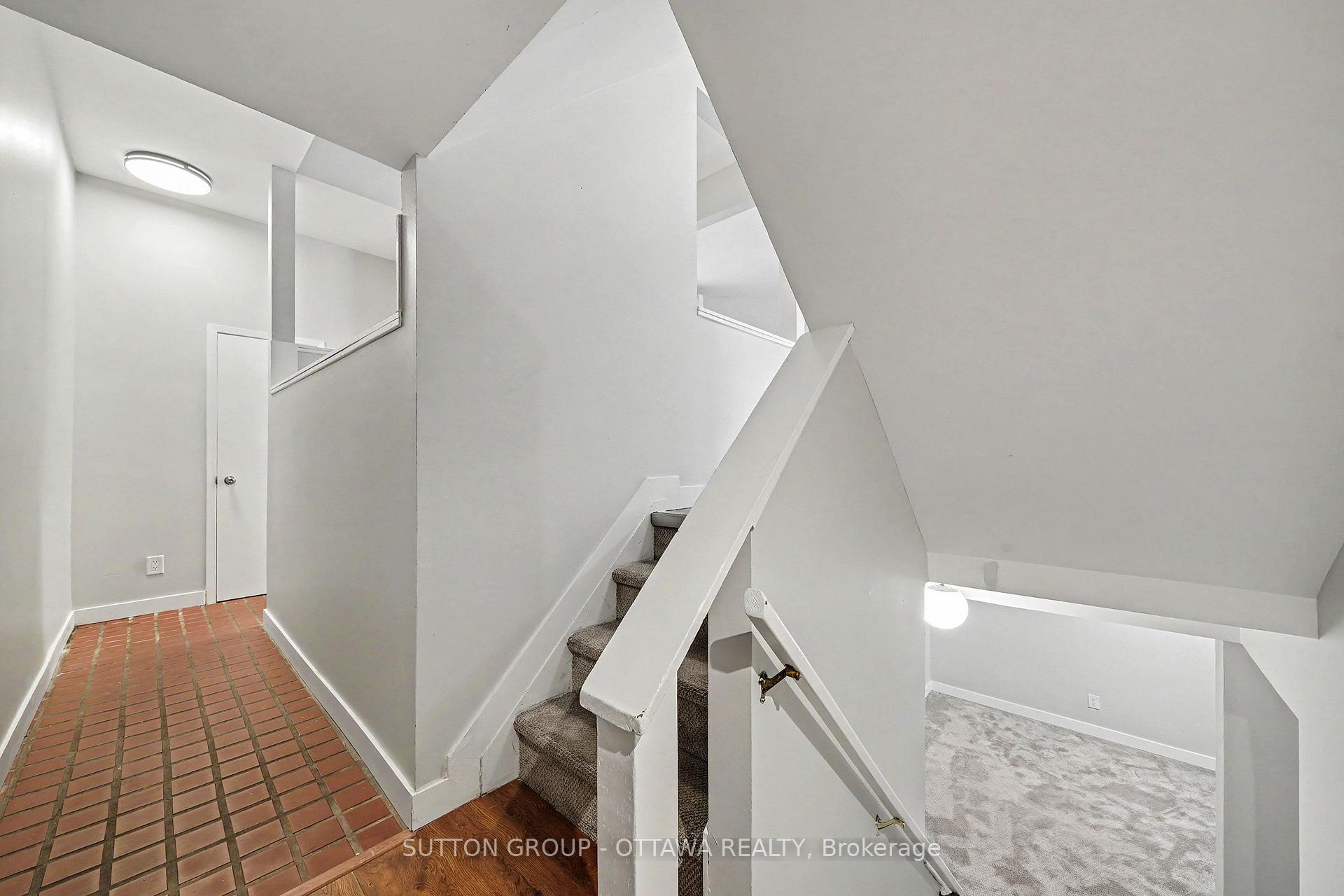 Photo 12 of 73 Scrivens Street, Ottawa, Britannia — HOMEH