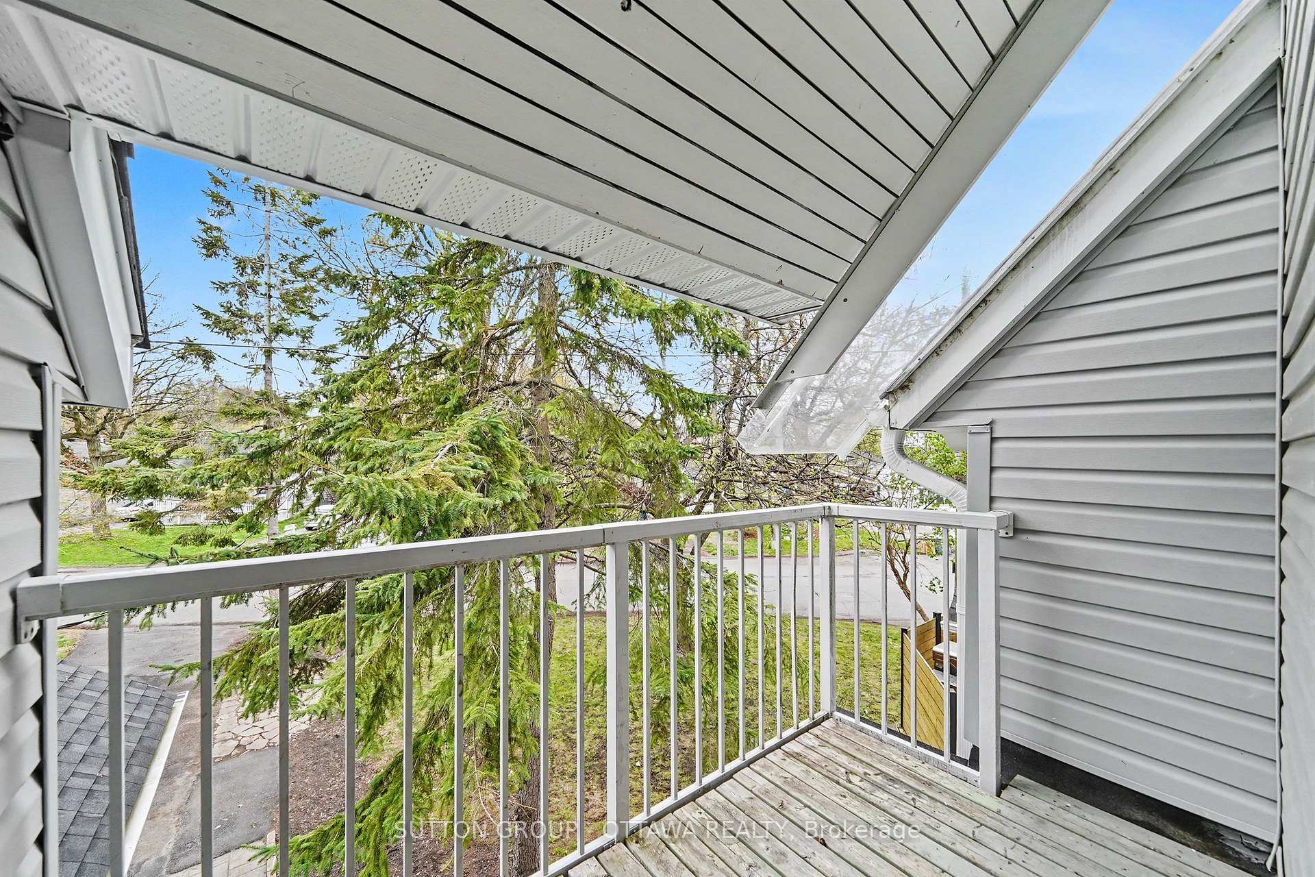Photo 20 of 73 Scrivens Street, Ottawa, Britannia — HOMEH