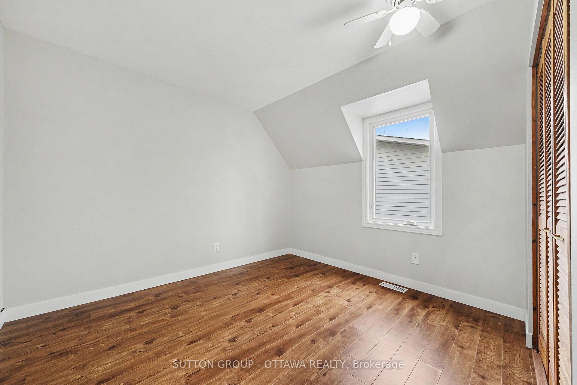 Photo 21 of 73 Scrivens Street, Ottawa, Britannia — HOMEH