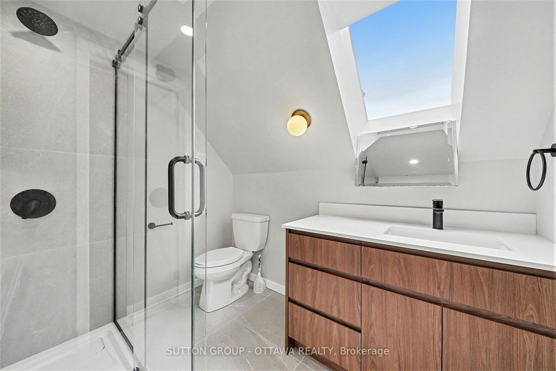 Photo 26 of 73 Scrivens Street, Ottawa, Britannia — HOMEH
