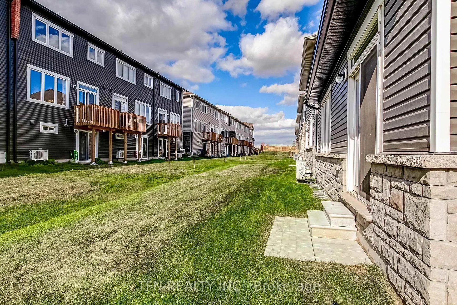 Photo 4 of 86 McGill Avenue, Erin — HOMEH