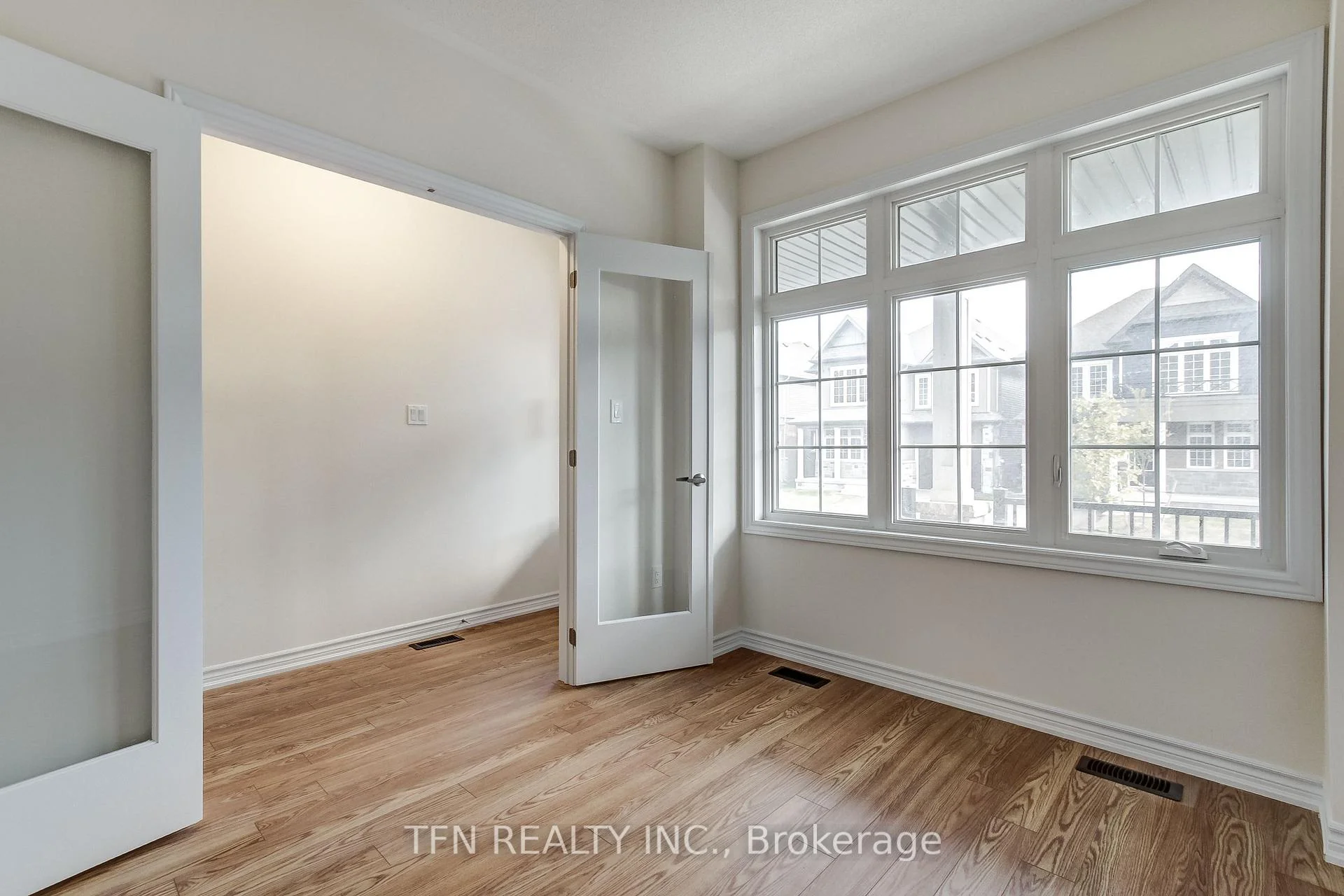 Photo 10 of 86 McGill Avenue, Erin — HOMEH