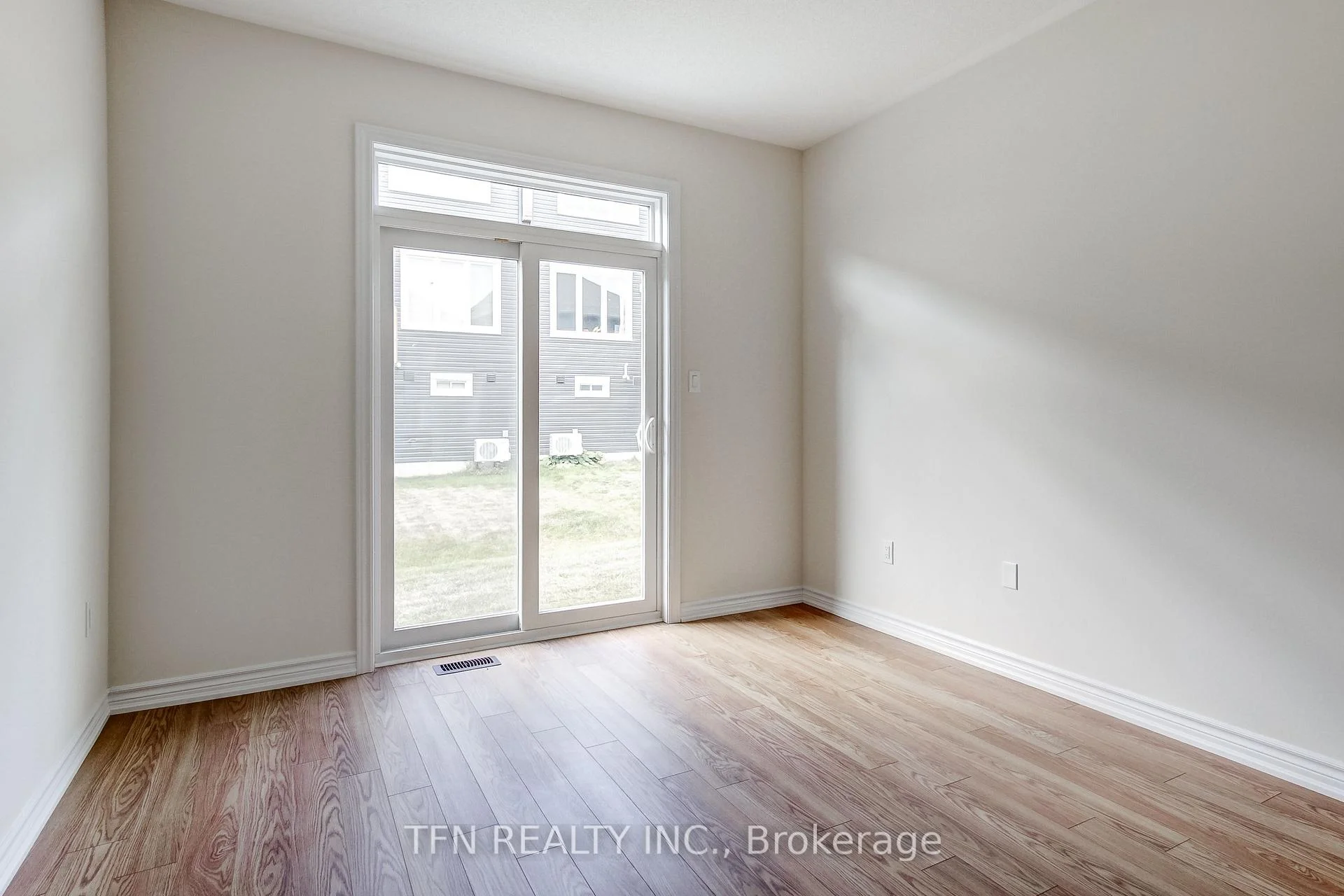 Photo 24 of 86 McGill Avenue, Erin — HOMEH