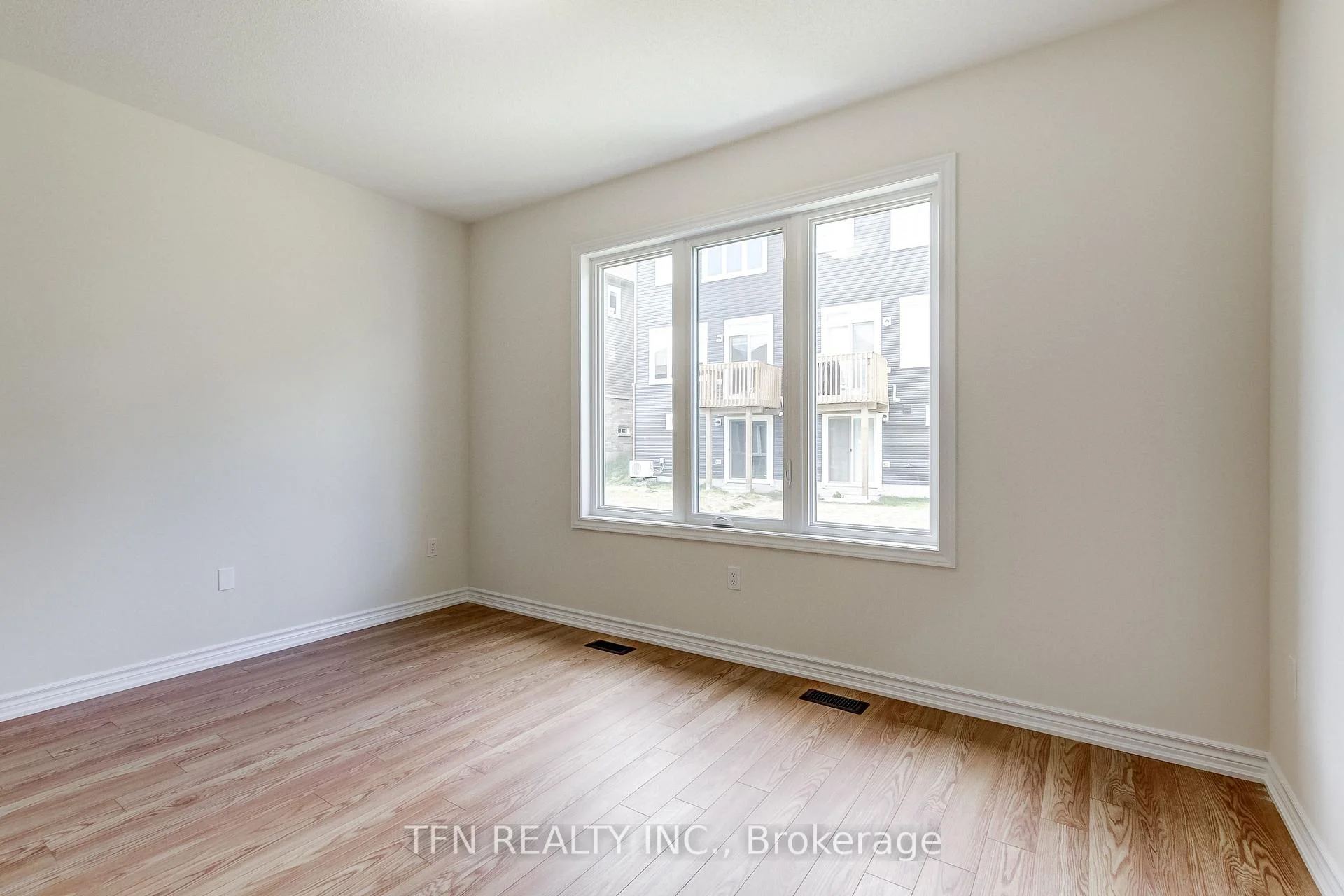 Photo 28 of 86 McGill Avenue, Erin — HOMEH