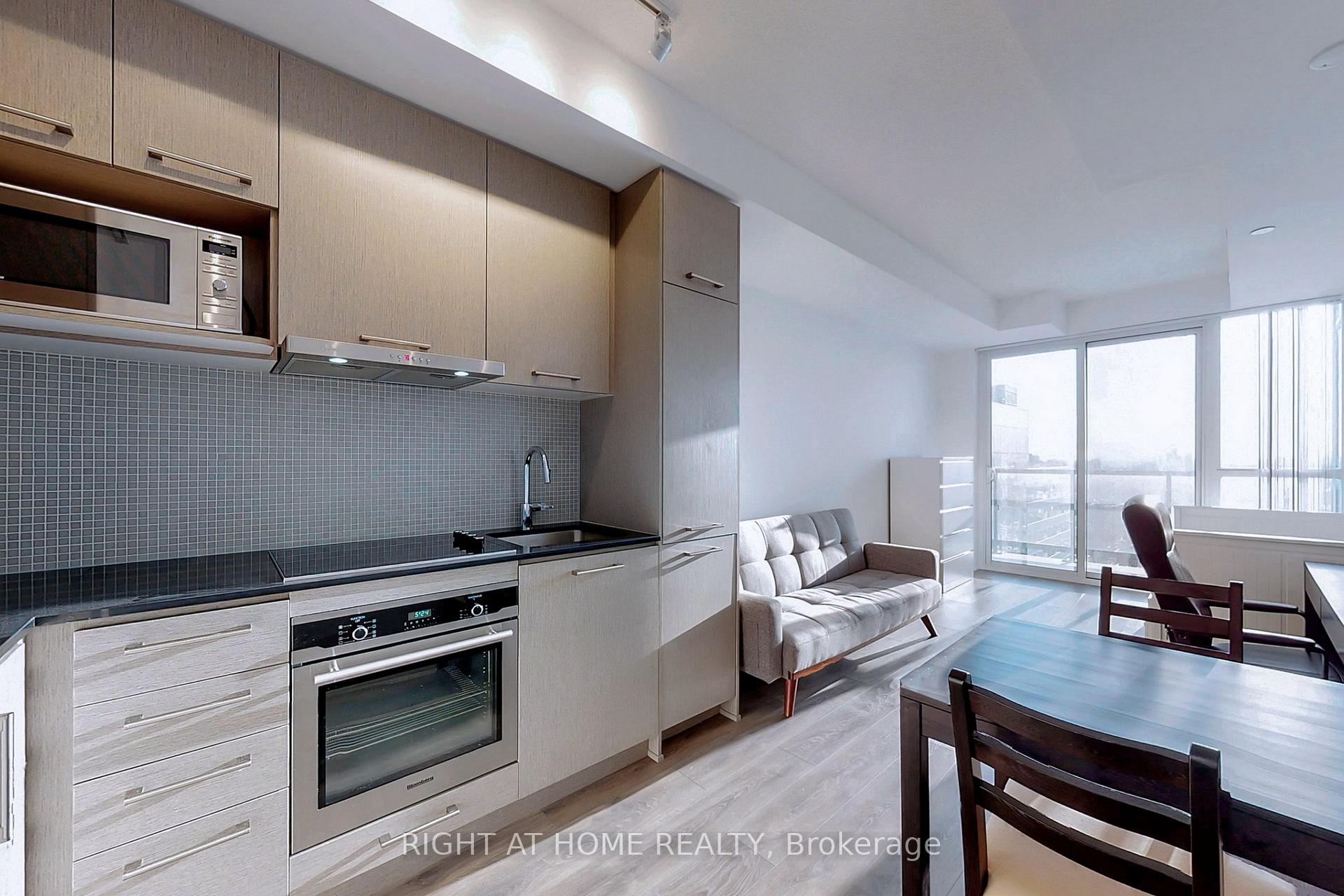 Photo 3 of Unit 3505, 87 Peter Street, Toronto, Waterfront Communities — HOMEH
