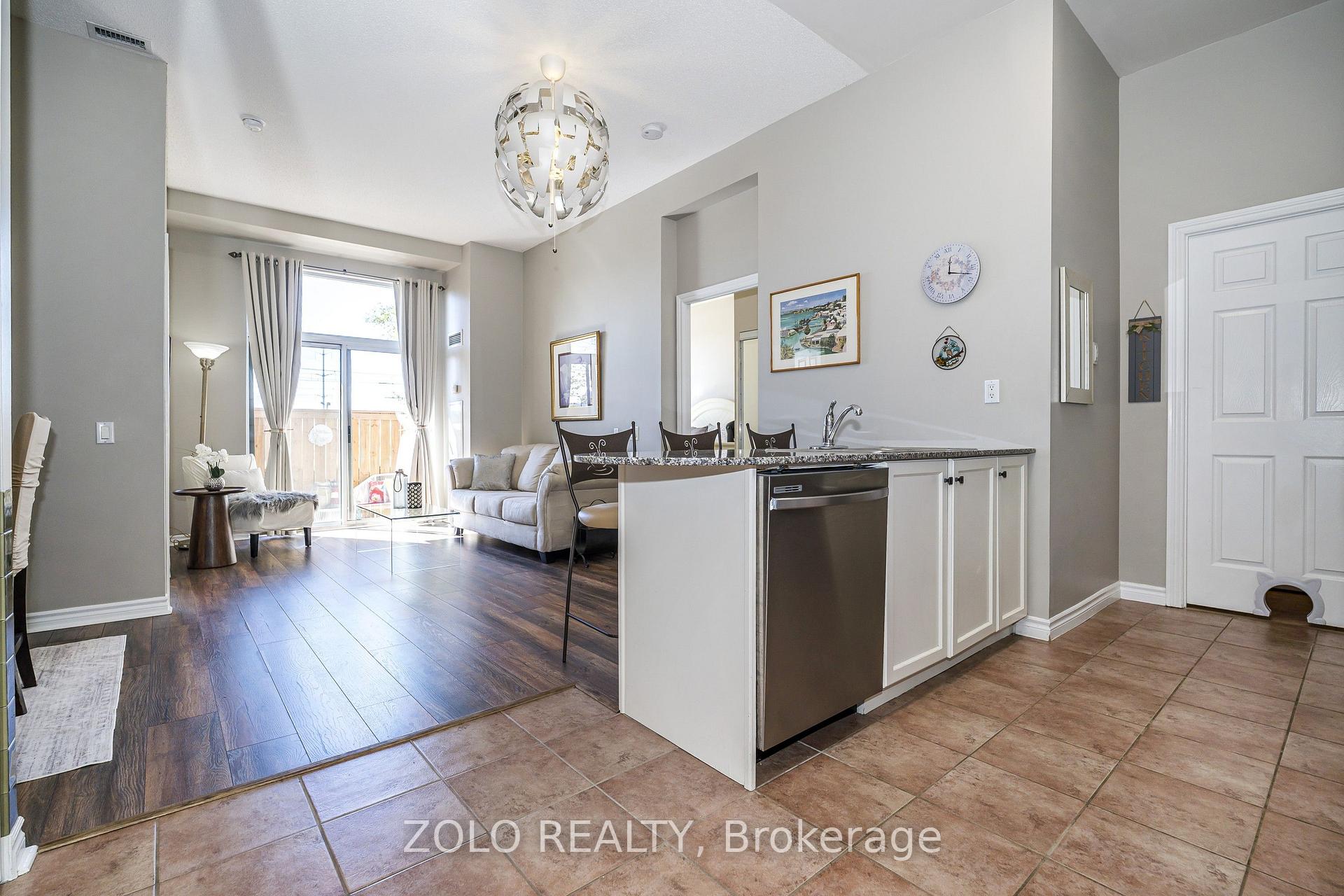Photo 7 of Unit 107, 1720 Eglinton Avenue E, North York, Victoria Village — HOMEH