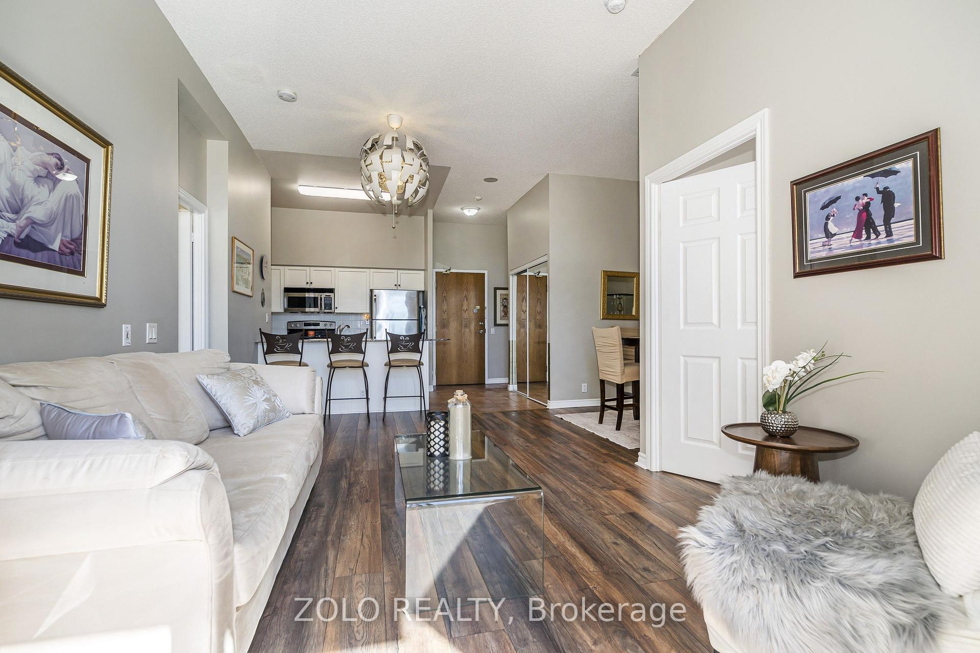 Photo 9 of Unit 107, 1720 Eglinton Avenue E, North York, Victoria Village — HOMEH