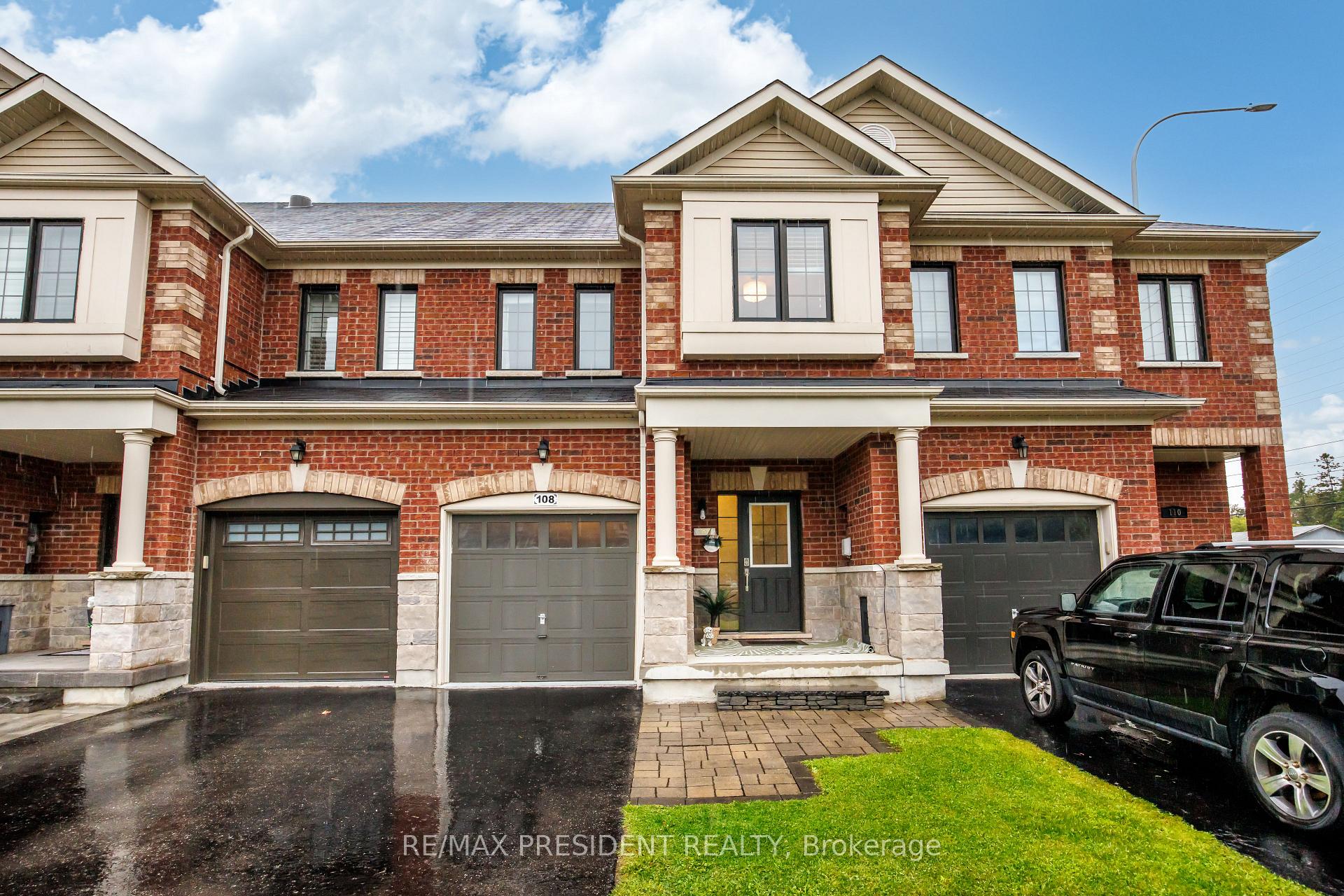 Photo 1 of 108 underwood Drive, Whitby, Brooklin — HOMEH