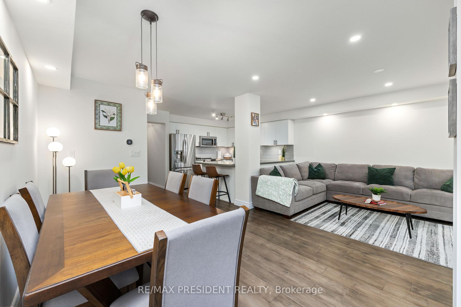 Photo 14 of 108 underwood Drive, Whitby, Brooklin — HOMEH