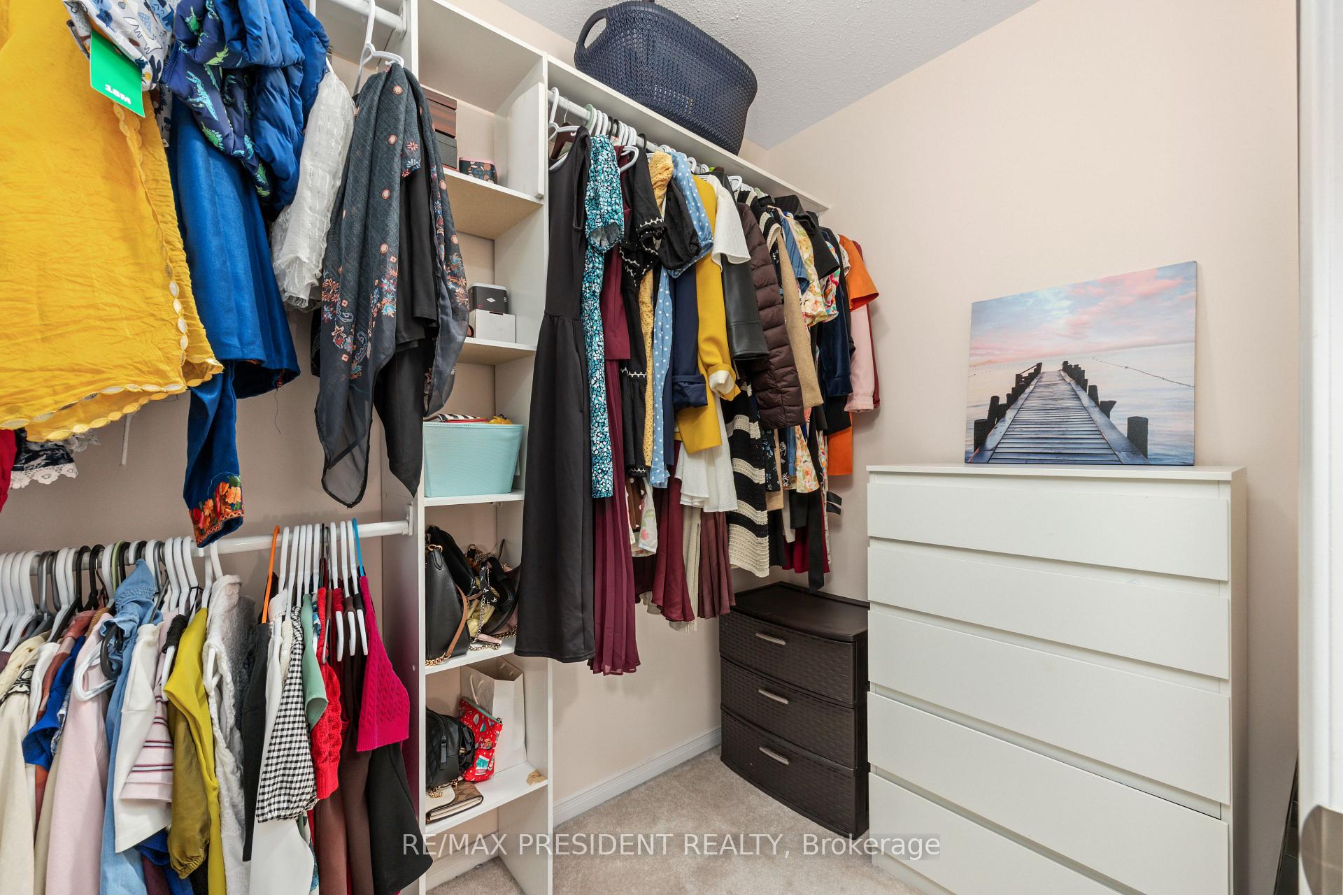 Photo 28 of 108 underwood Drive, Whitby, Brooklin — HOMEH